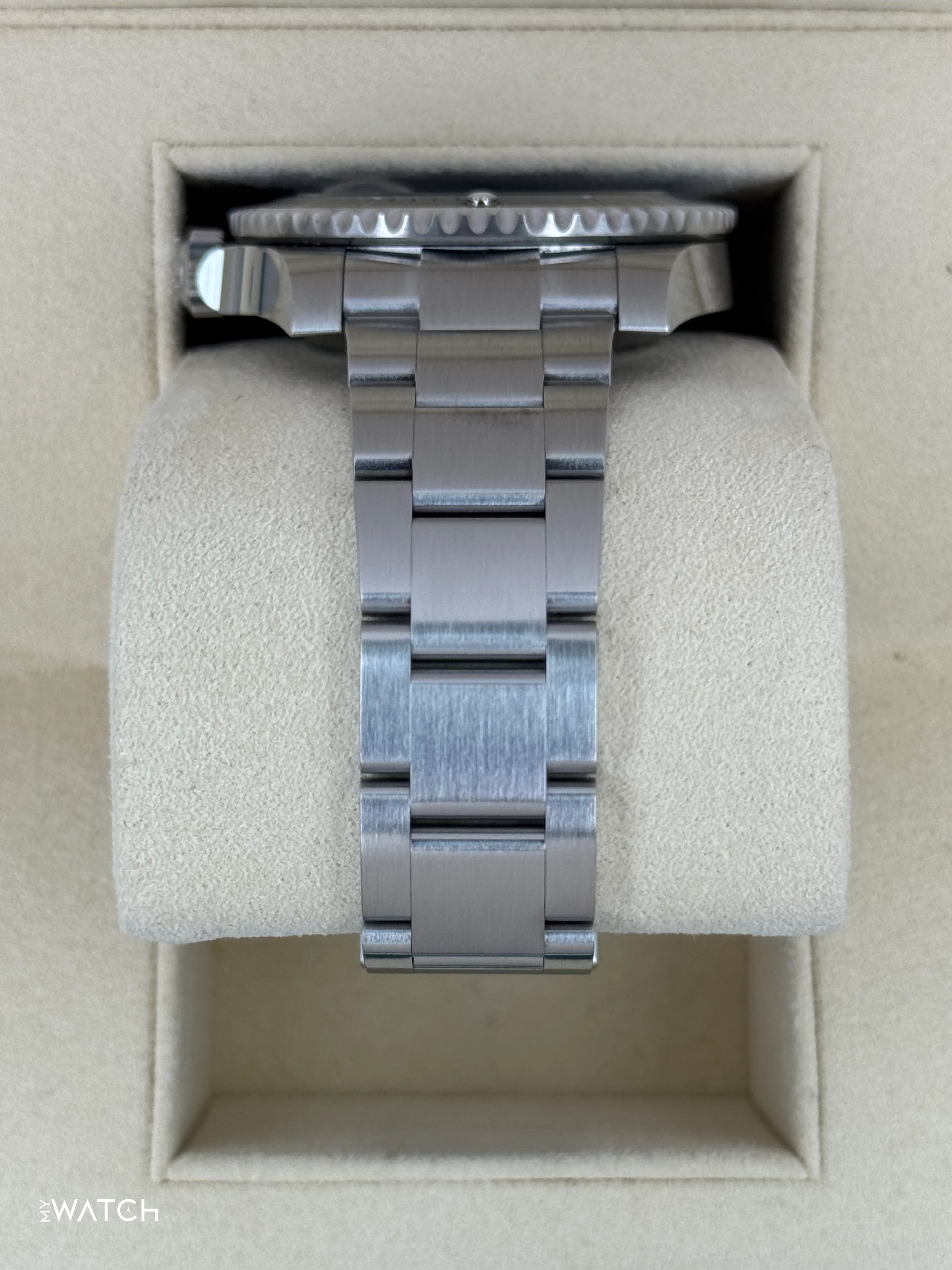 2020 Rolex Submariner 40mm 116610LN Stainless Steel Black Dial - Image 4