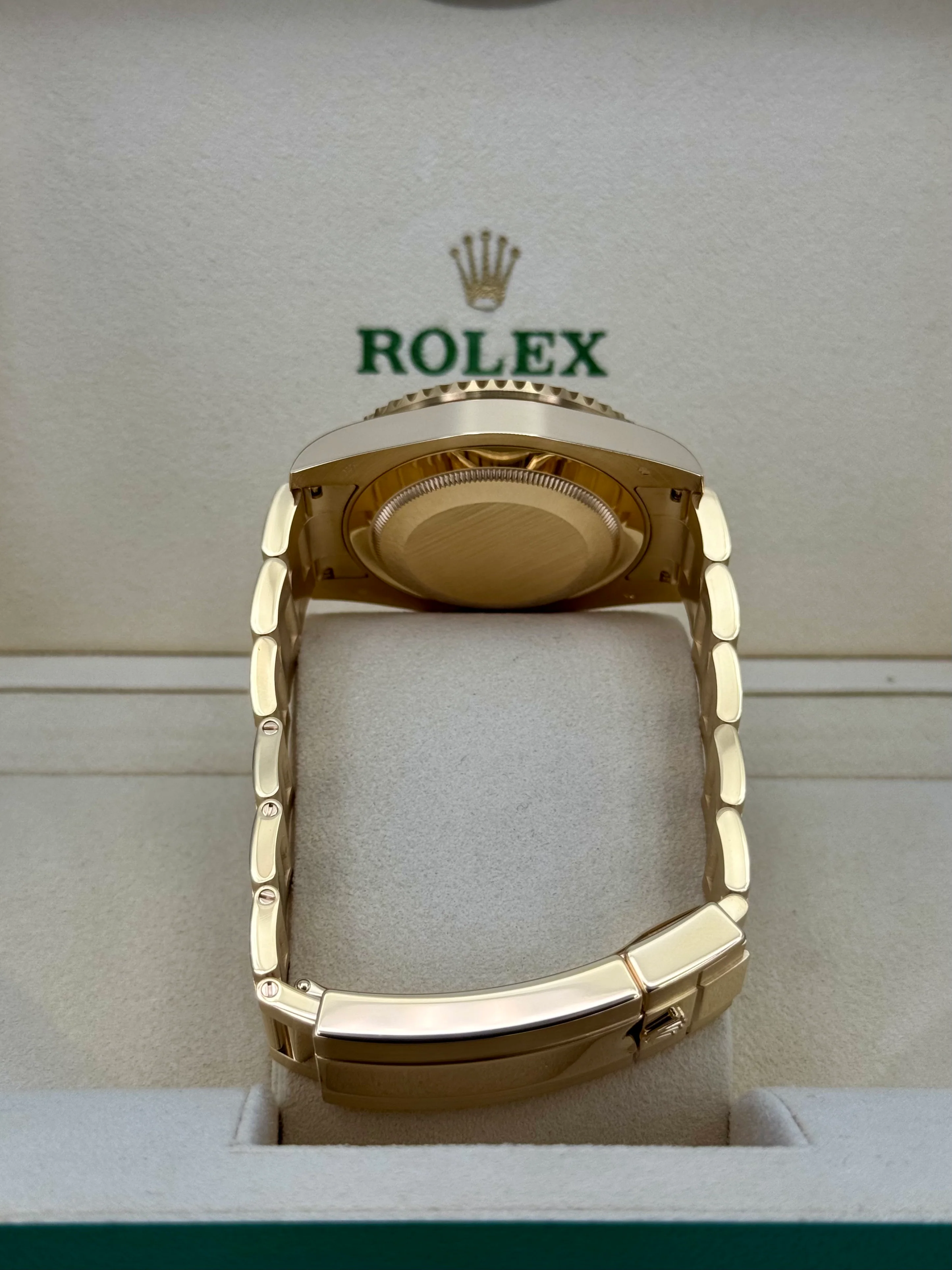 2020 Rolex Submariner 40mm 116618LN 18K Yellow Gold Black Dial - Image 10