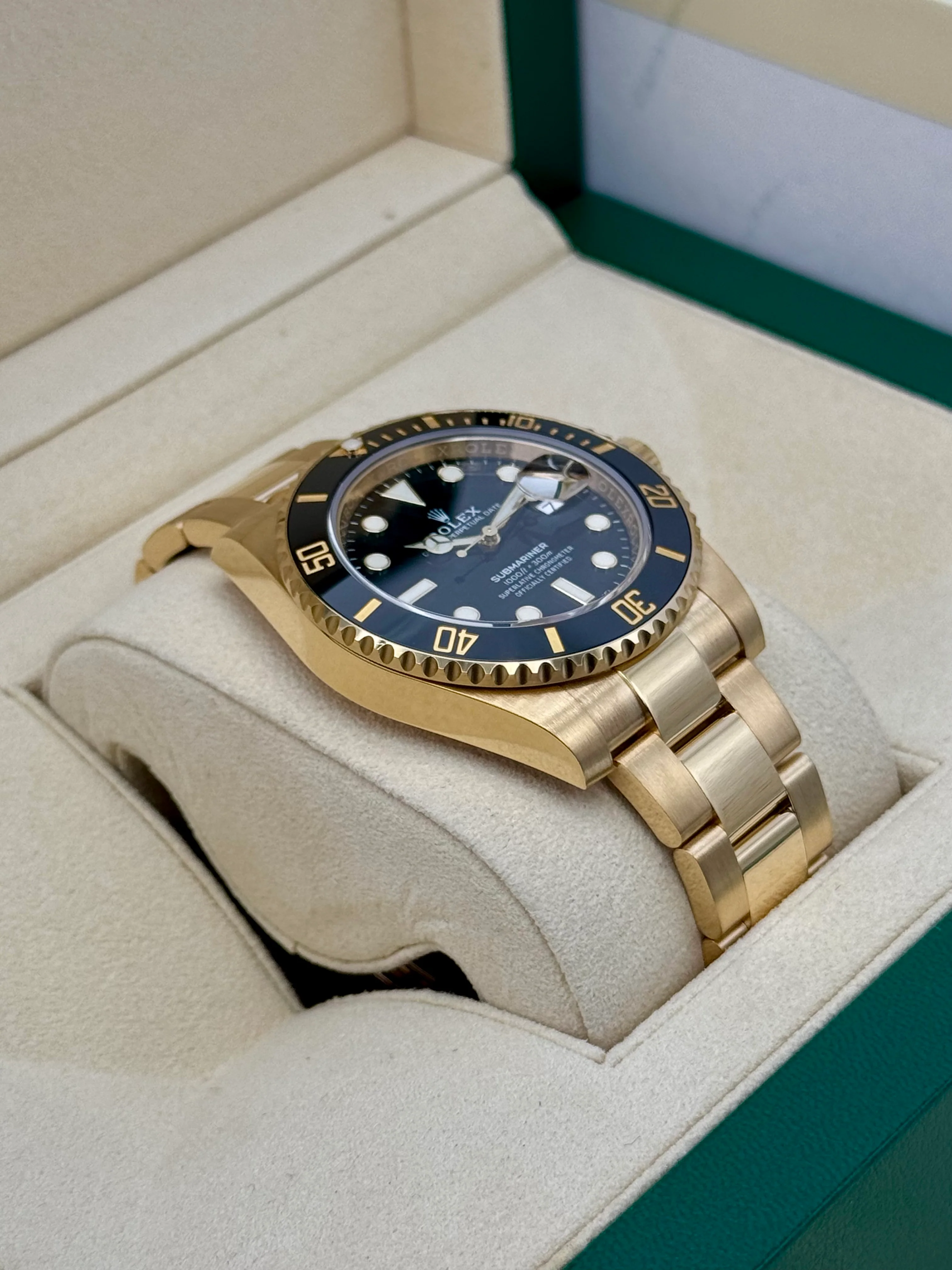 2020 Rolex Submariner 40mm 116618LN 18K Yellow Gold Black Dial - Image 6
