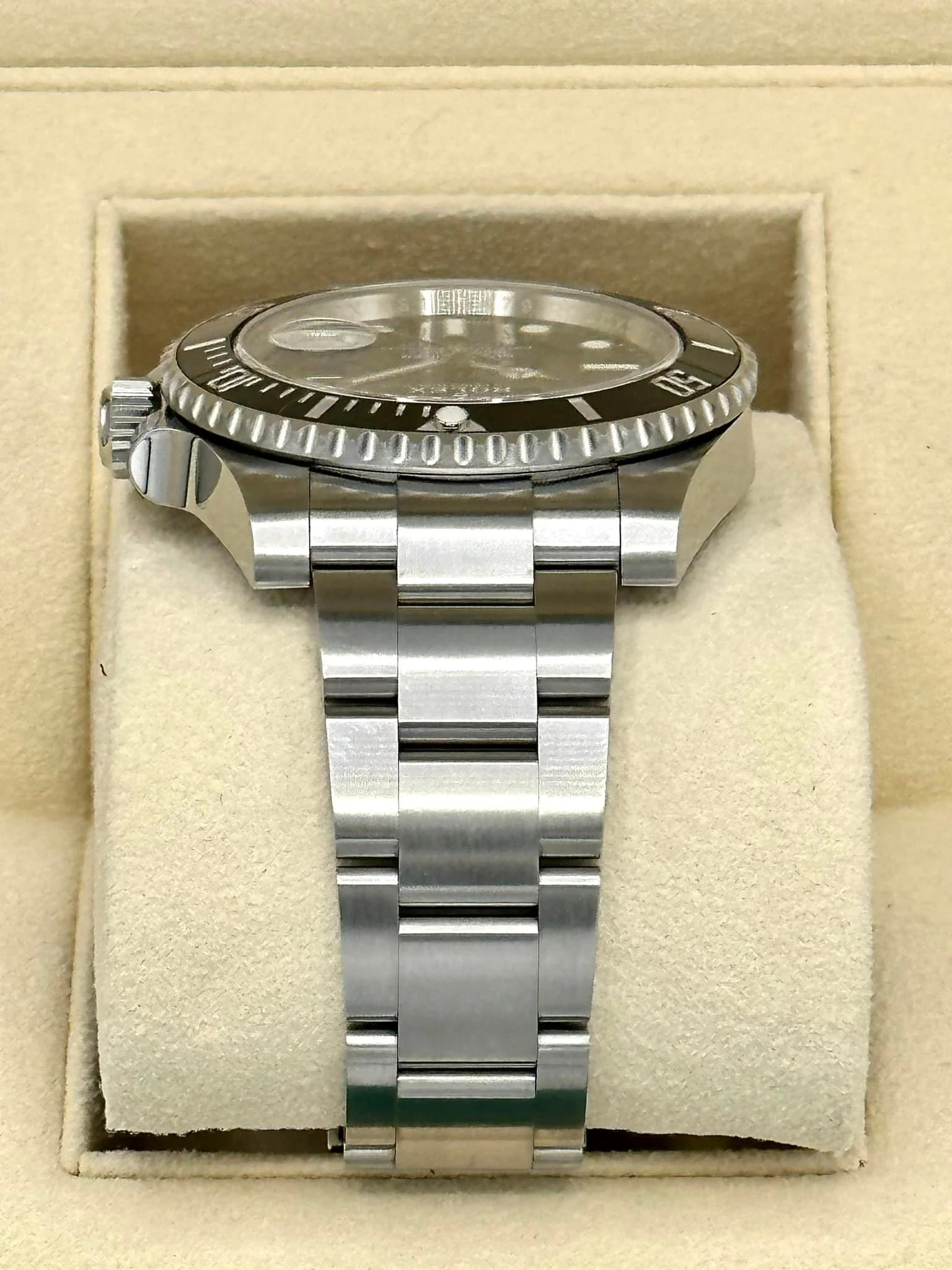 NEW 2020 Rolex Submariner 40mm 116610LN Stainless Steel Black Dial - Image 4