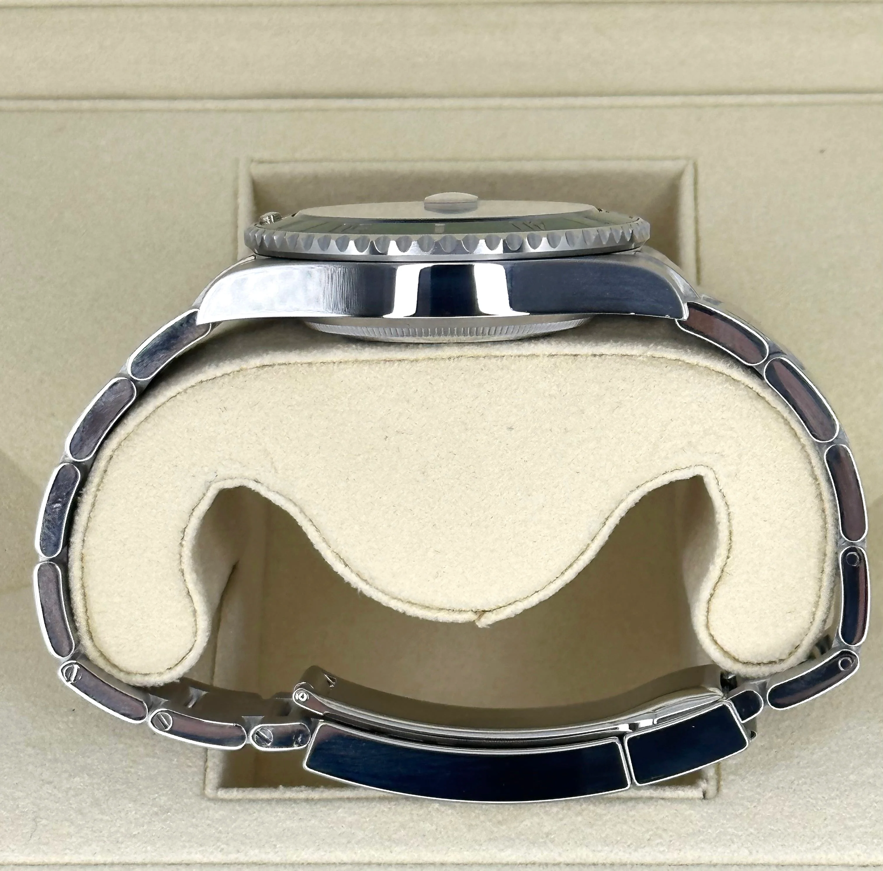 2020 Rolex Submariner "Hulk" 40mm 116610LV Green Dial - Image 10