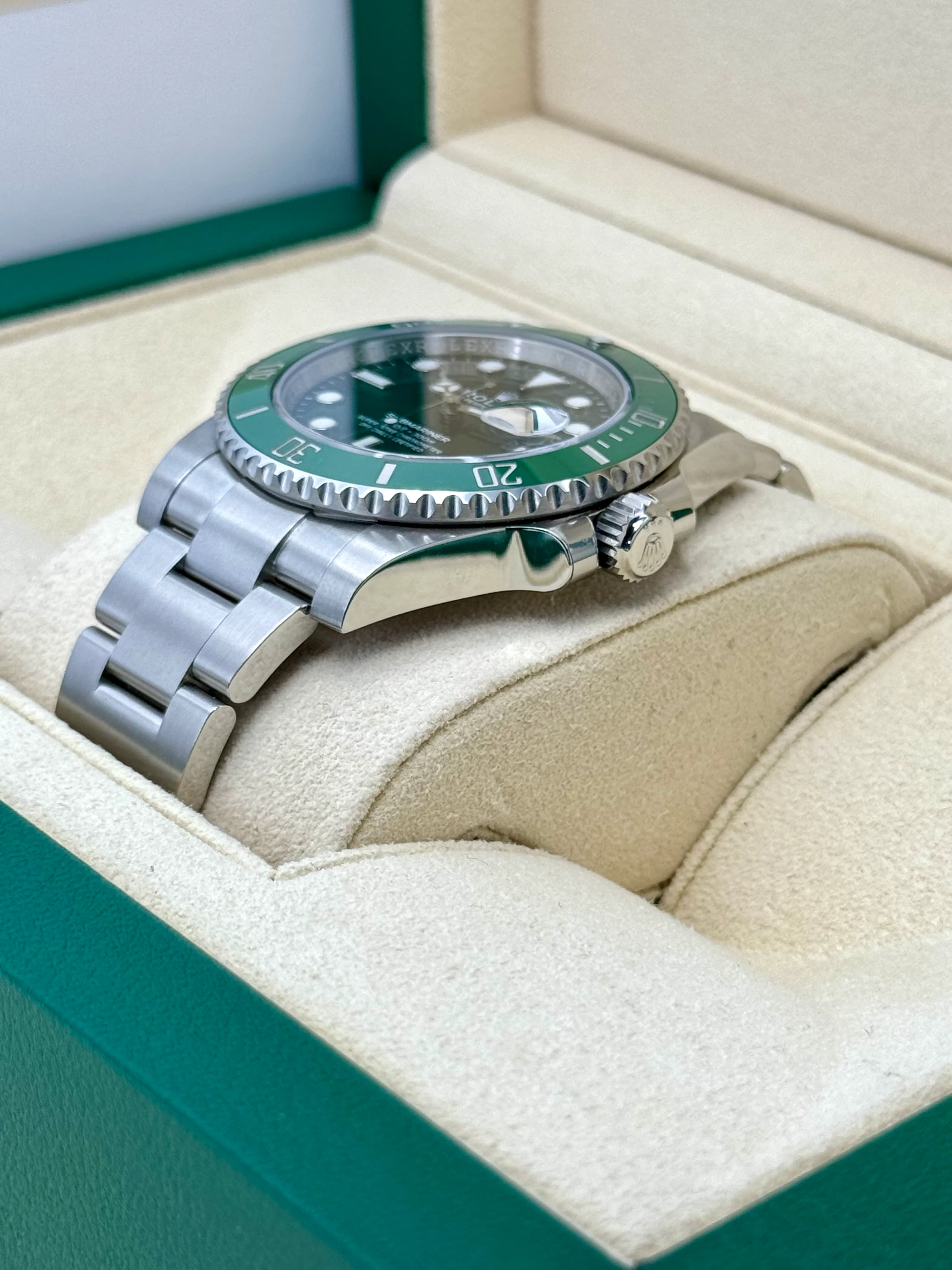 2020 Rolex Submariner "Hulk" 40mm 116610LV Green Dial - Image 5