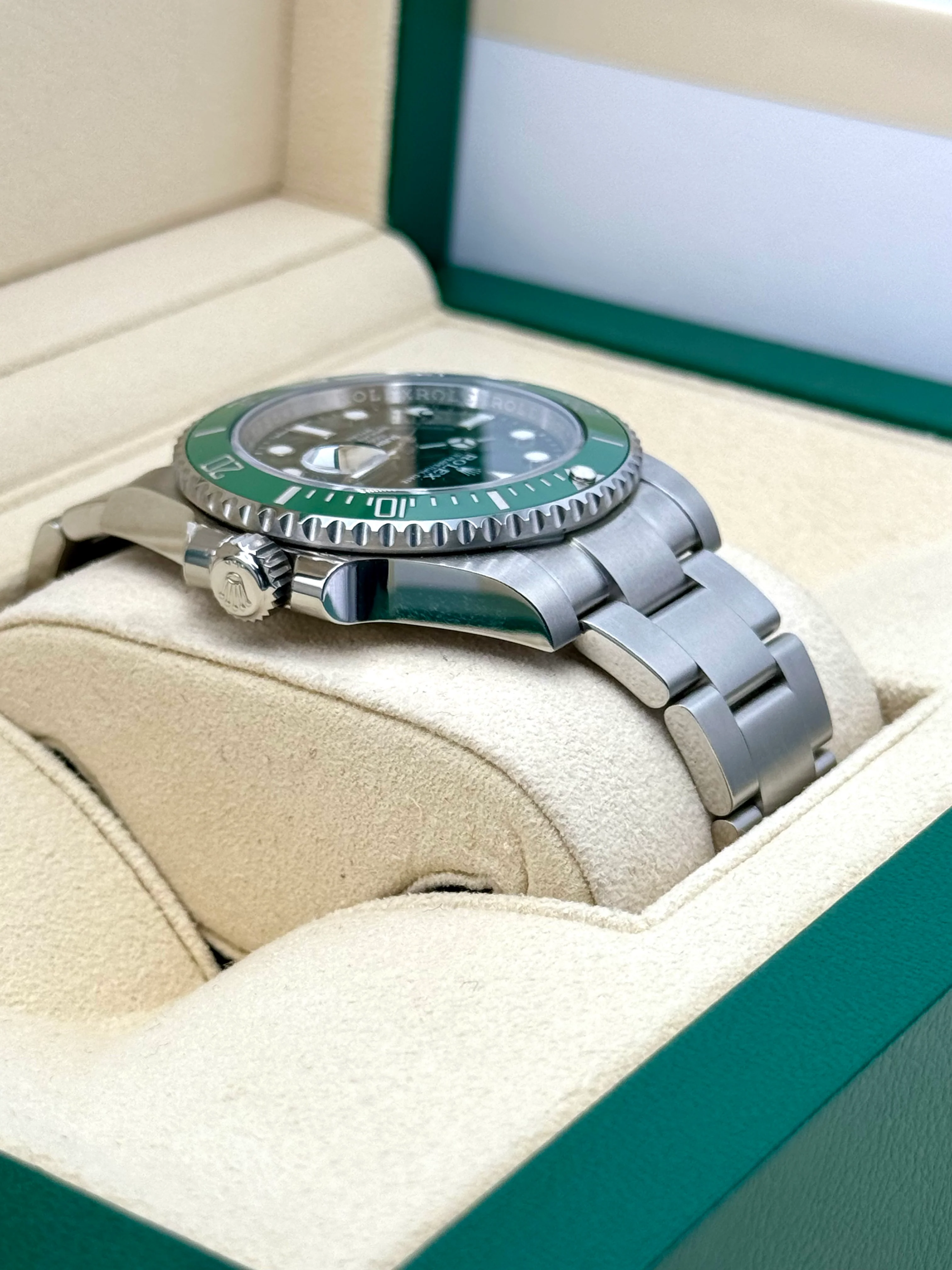 2020 Rolex Submariner "Hulk" 40mm 116610LV Green Dial - Image 8