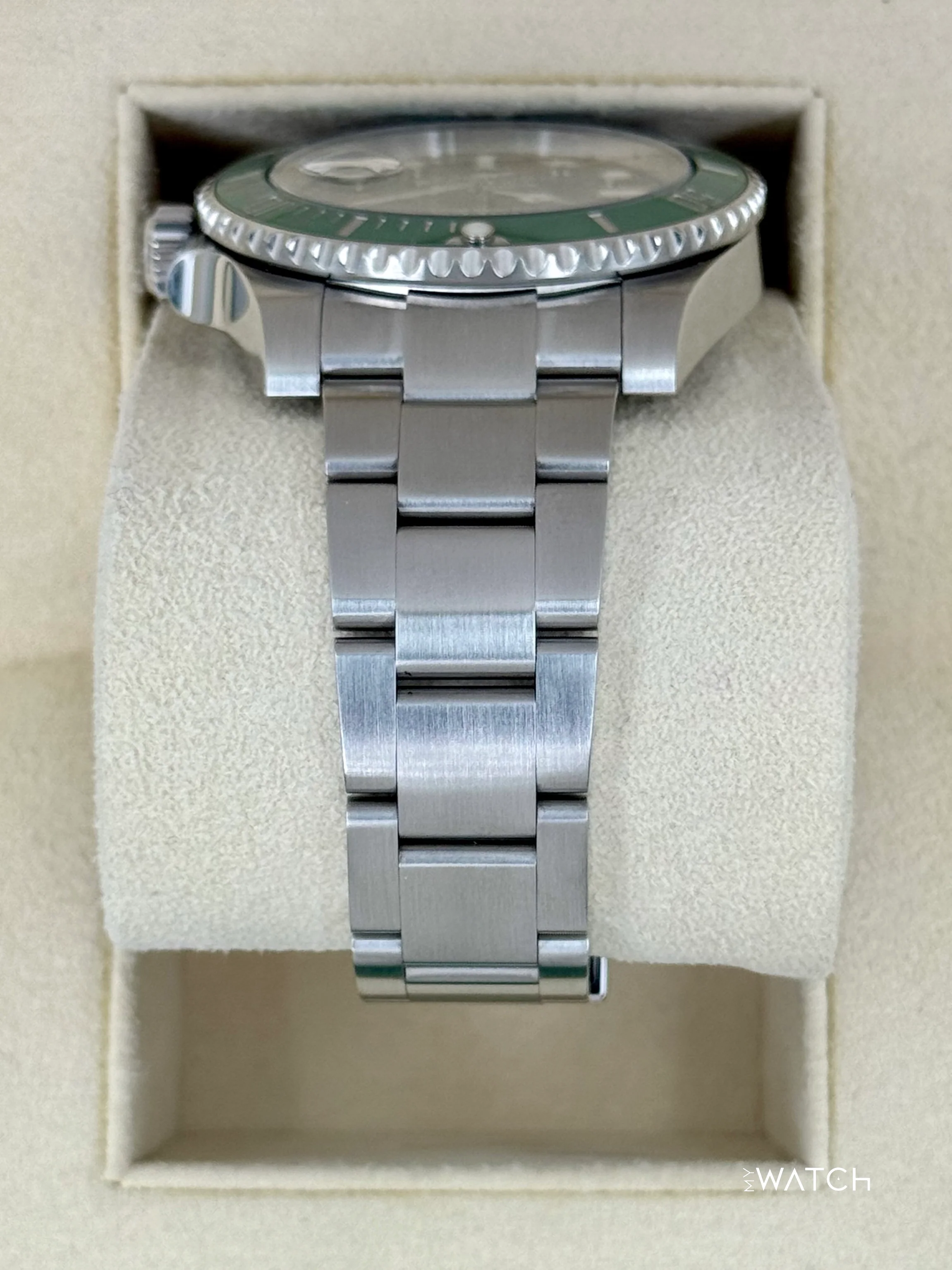 2020 Rolex Submariner “Hulk” 40mm 116610LV Green Dial - Image 4