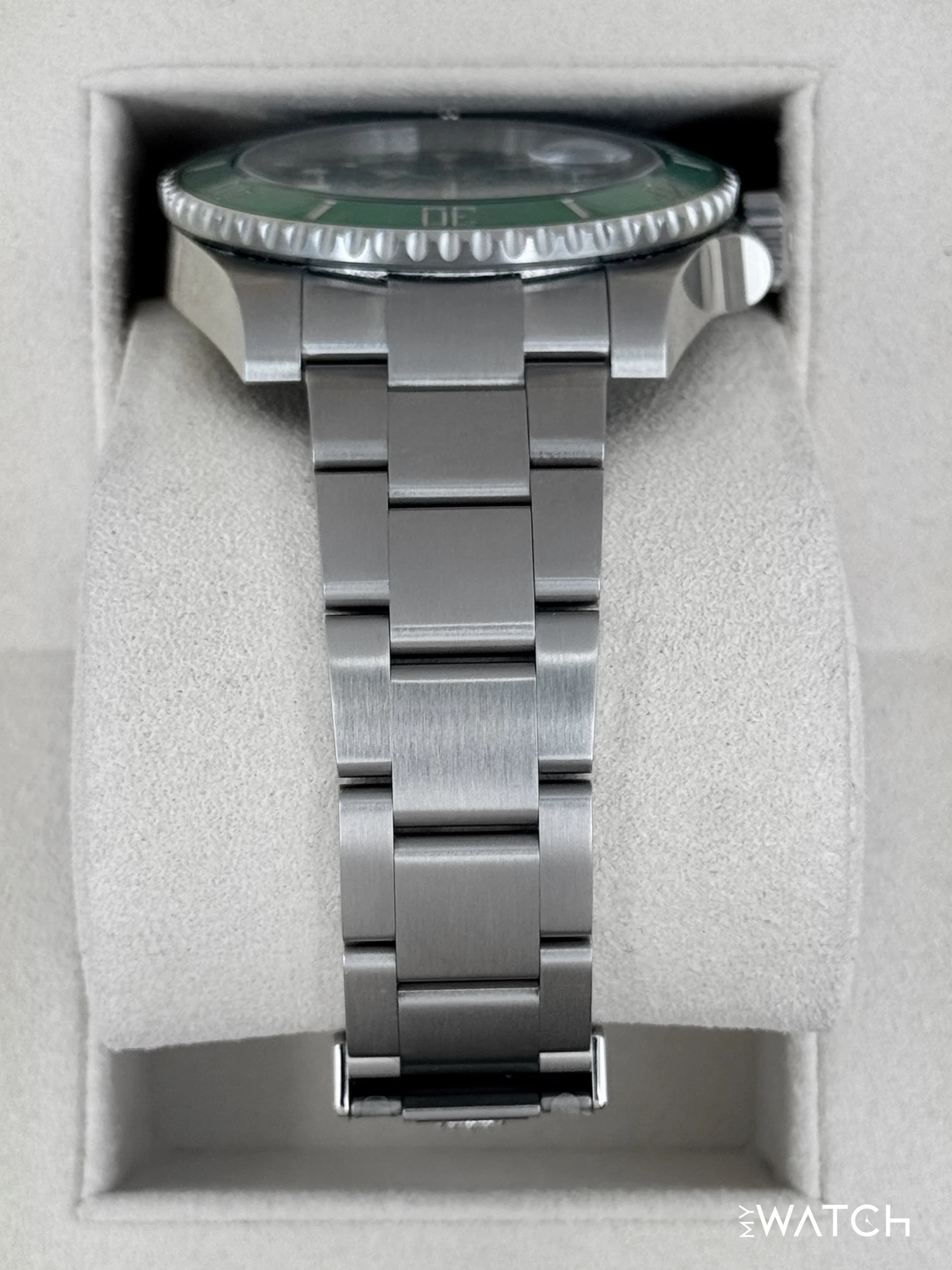2020 Rolex Submariner “Hulk” 40mm 116610LV Green Dial "UNICORN" - Image 3