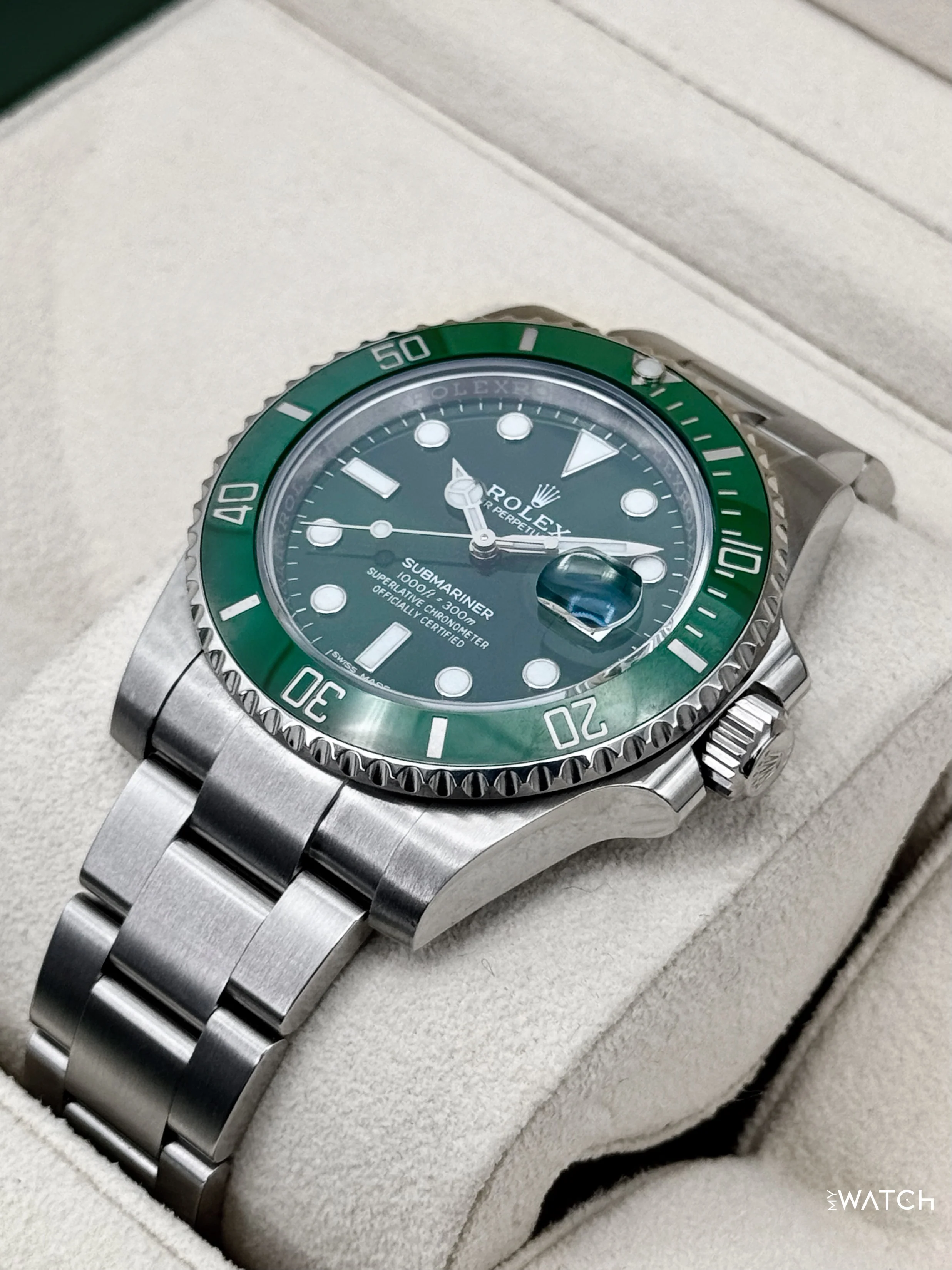 2020 Rolex Submariner “Hulk” 40mm 116610LV Green Dial (GREEN CARD & STICKERED) - Image 5