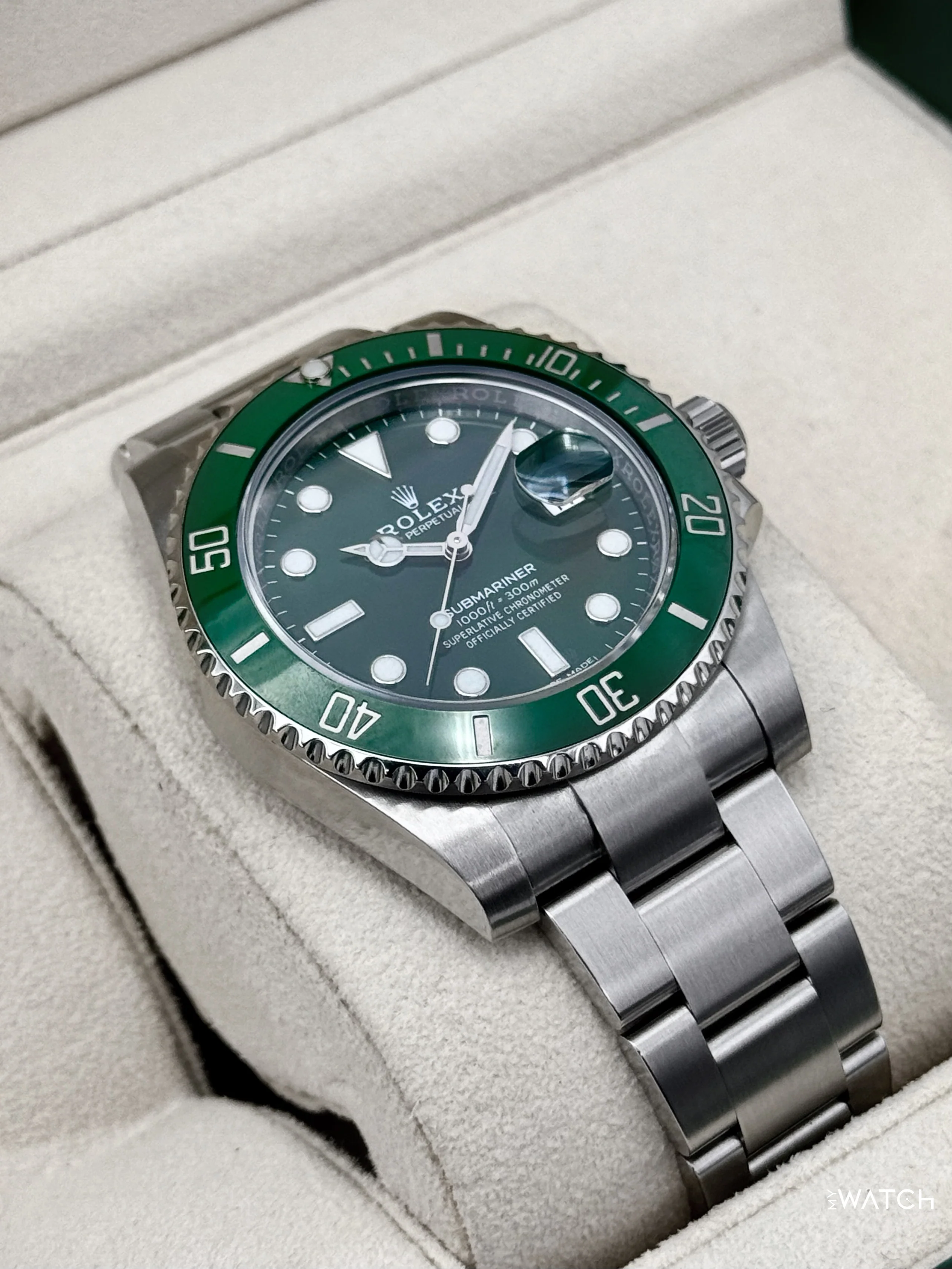 2020 Rolex Submariner “Hulk” 40mm 116610LV Green Dial (GREEN CARD & STICKERED) - Image 6