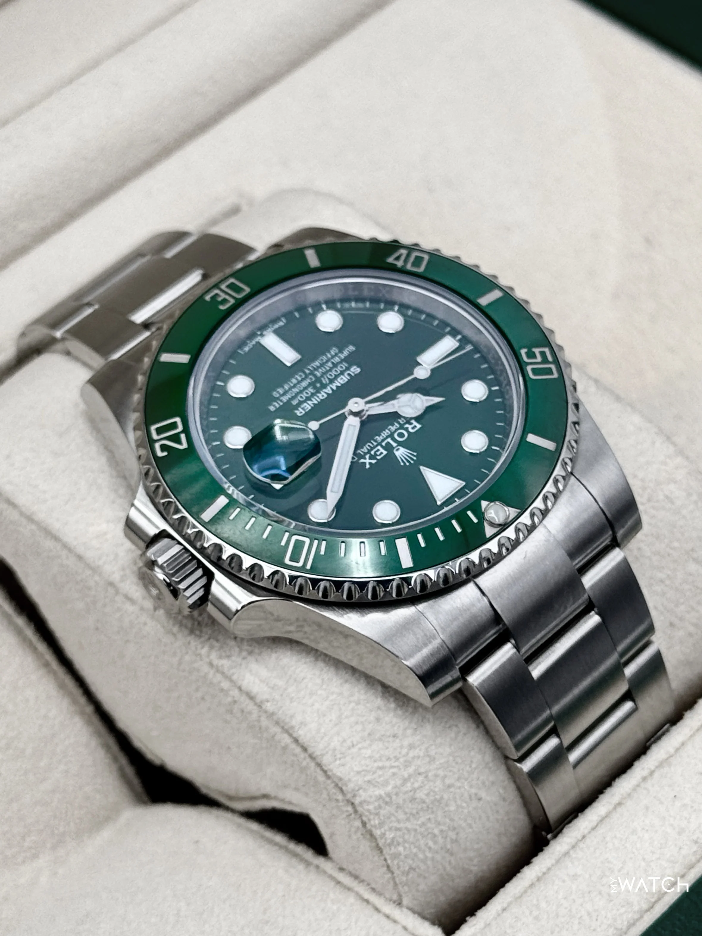 2020 Rolex Submariner “Hulk” 40mm 116610LV Green Dial (GREEN CARD & STICKERED) - Image 8