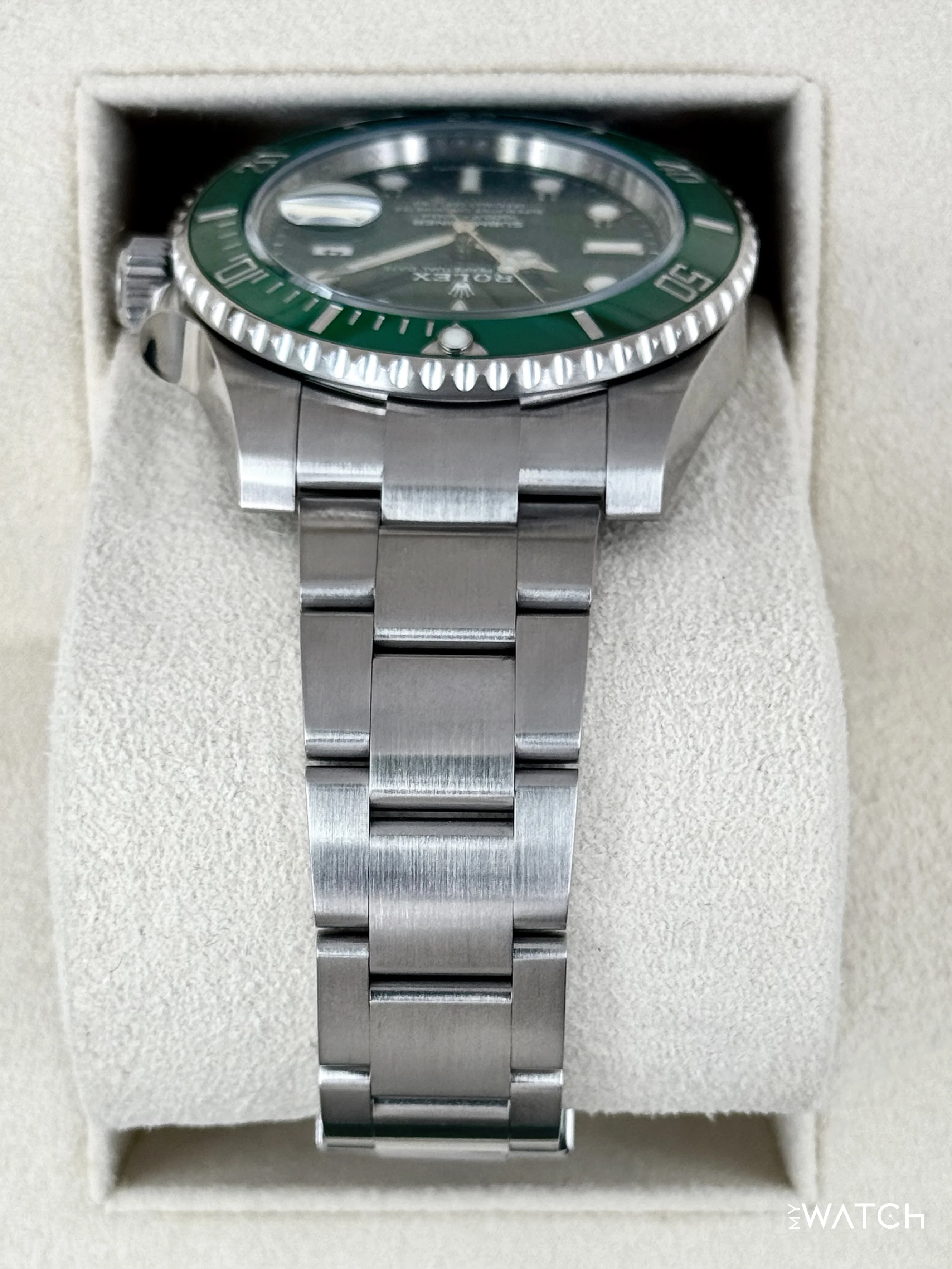 2020 Rolex Submariner “Hulk” 40mm 116610LV Green Dial (Green Card) - Image 4