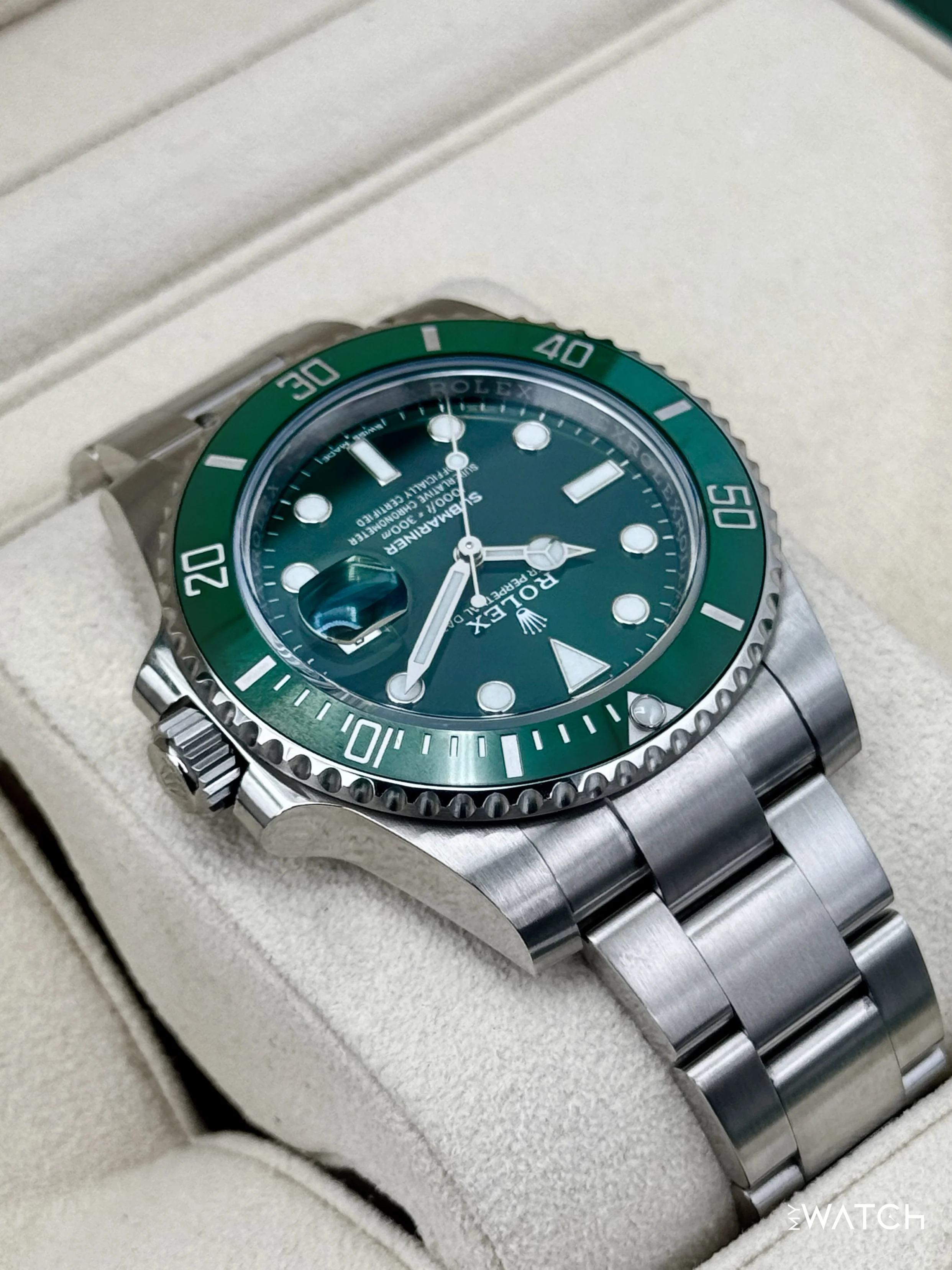 2020 Rolex Submariner “Hulk” 40mm 116610LV Green Dial (Green Card) - Image 8