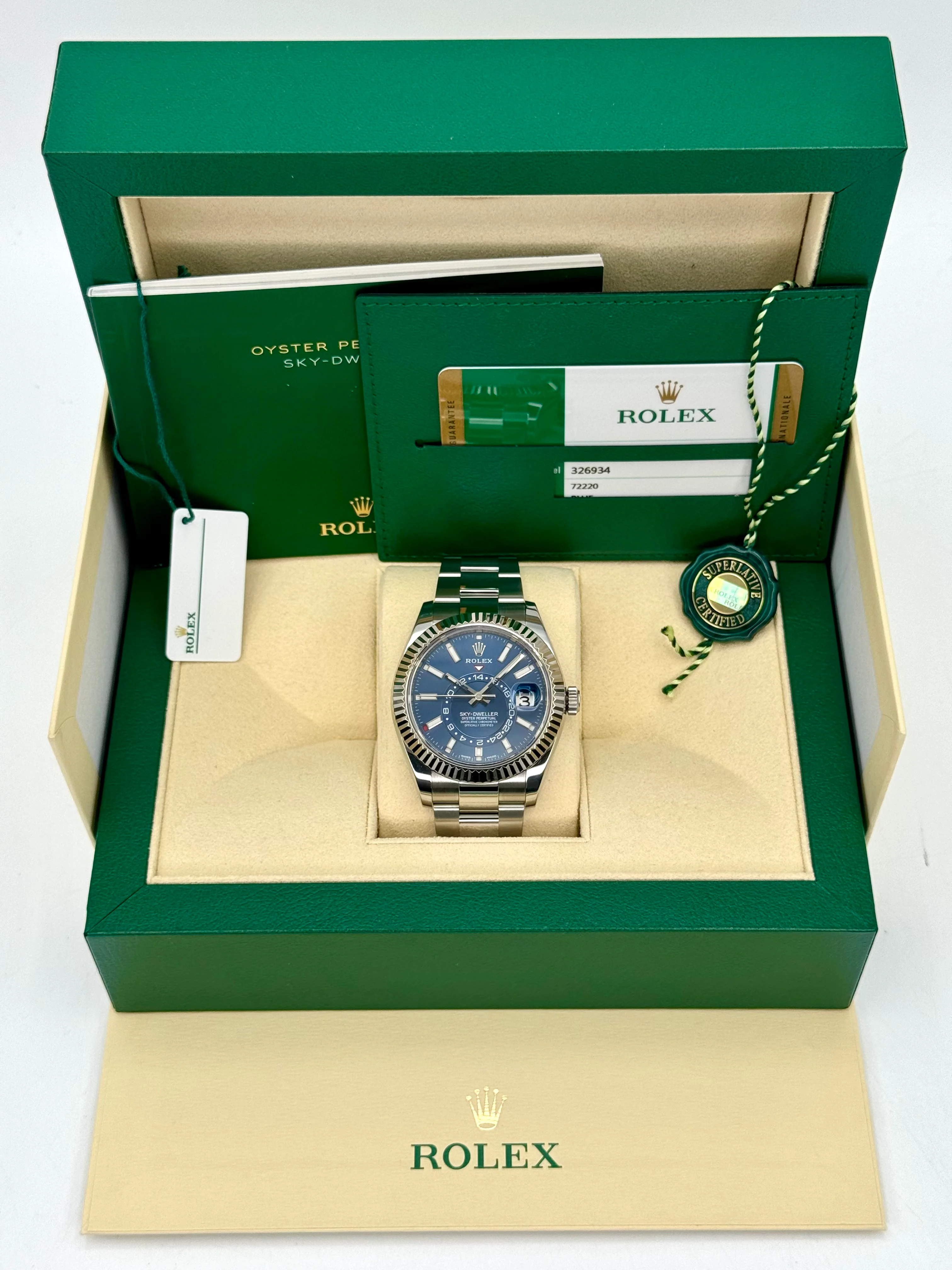 2020 Sky-Dweller 42mm 326934 Stainless Steel Oyster Blue Dial - Image 11