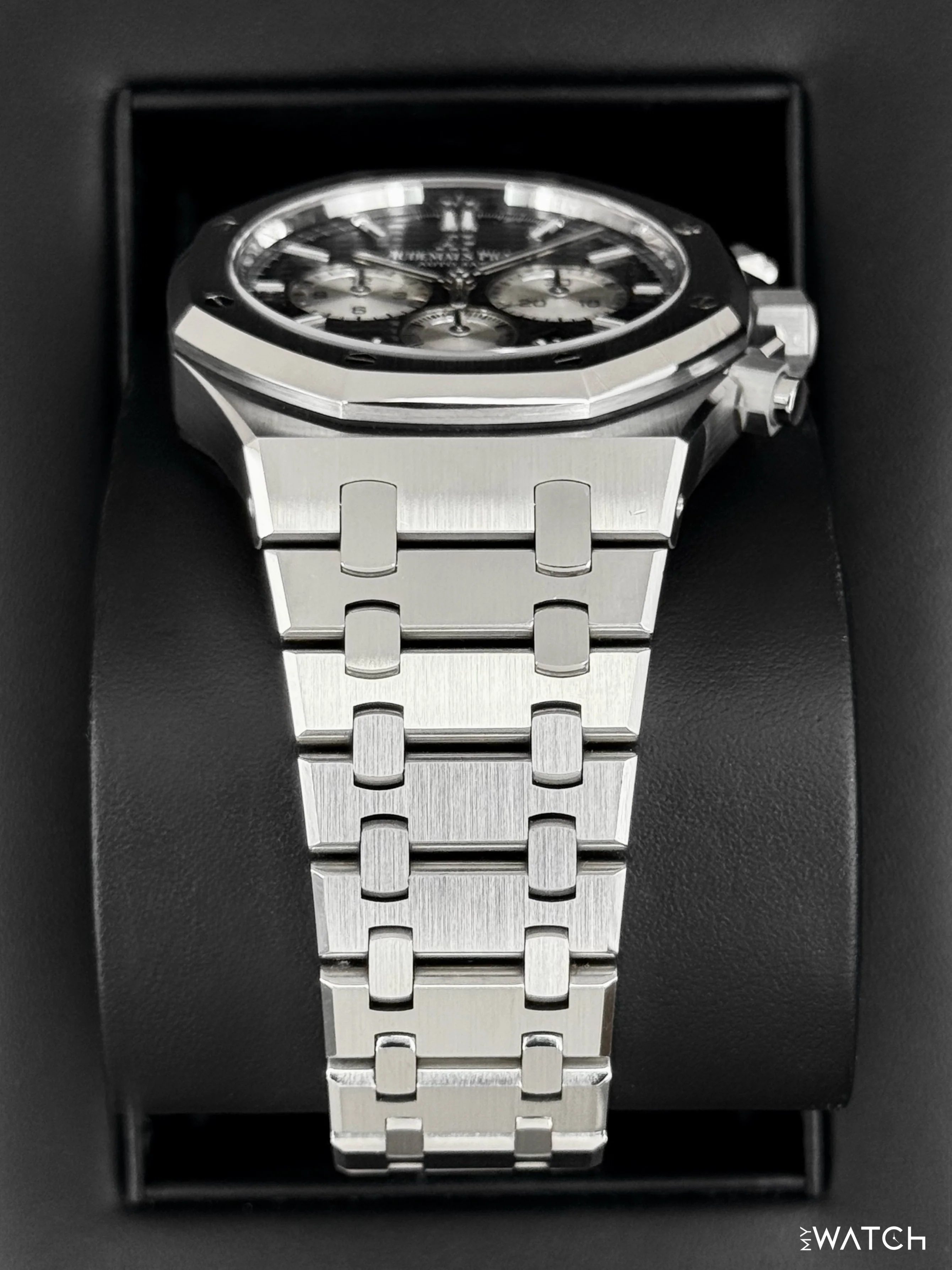 2021 Audemars Piguet Royal Oak Chronograph 41mm 26331ST Stainless Steel Black Dial - Image 3
