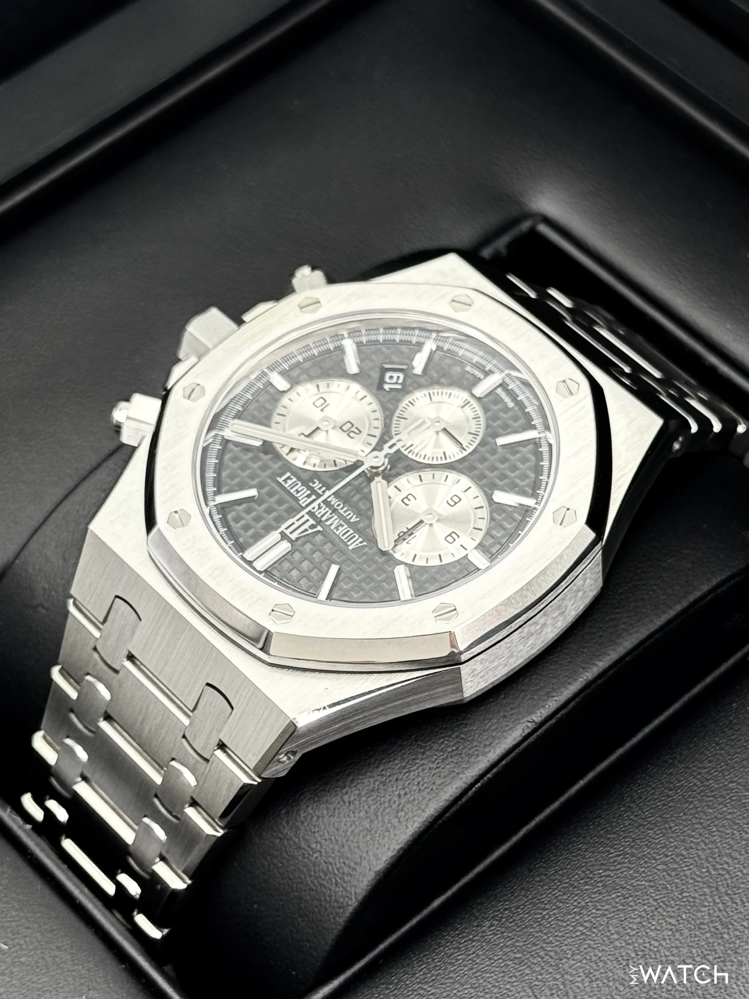 2021 Audemars Piguet Royal Oak Chronograph 41mm 26331ST Stainless Steel Black Dial - Image 7