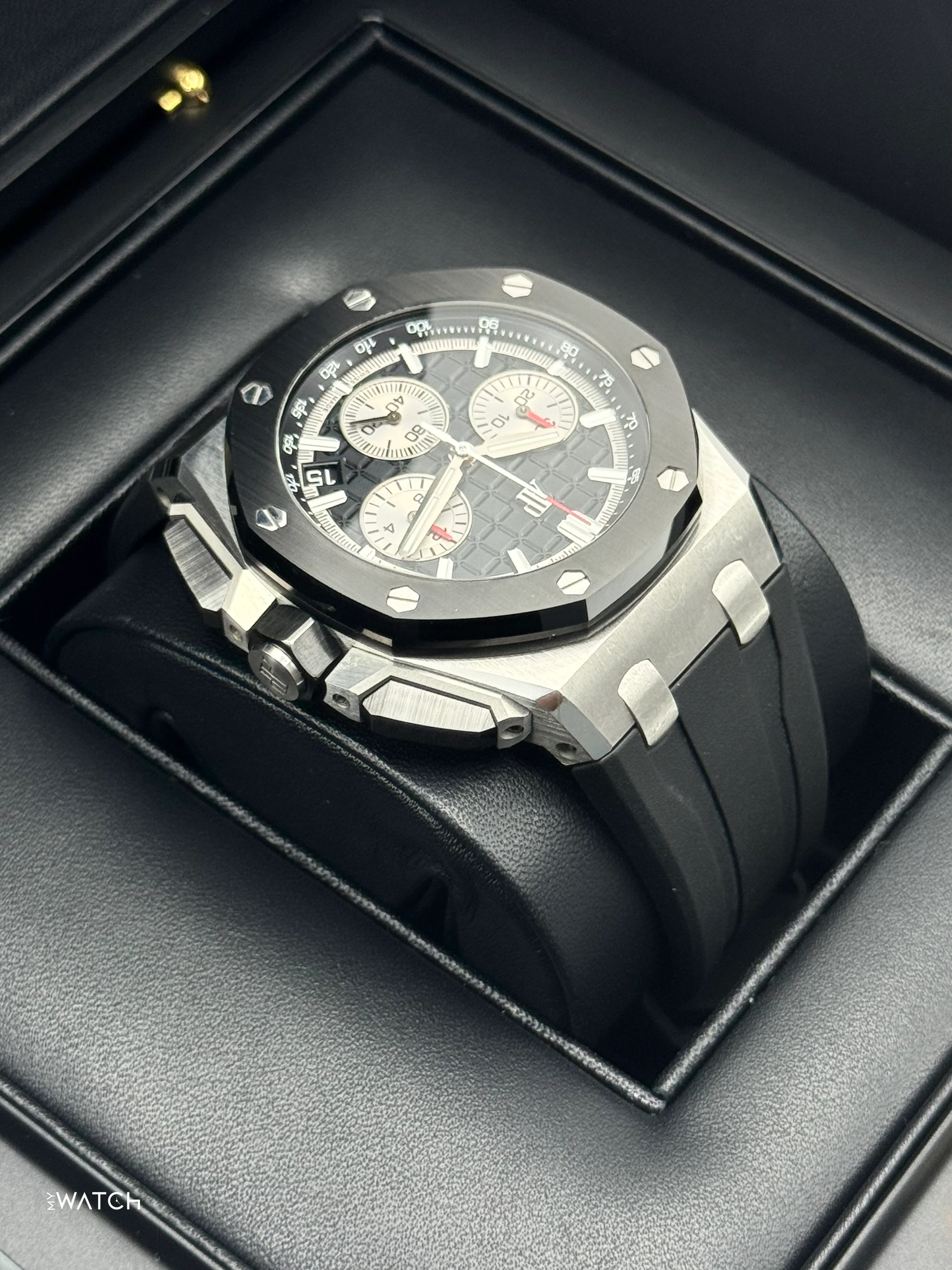 2021 Audemars Piguet Royal Oak Chronograph 43mm 26420SO Black Dial - Image 5