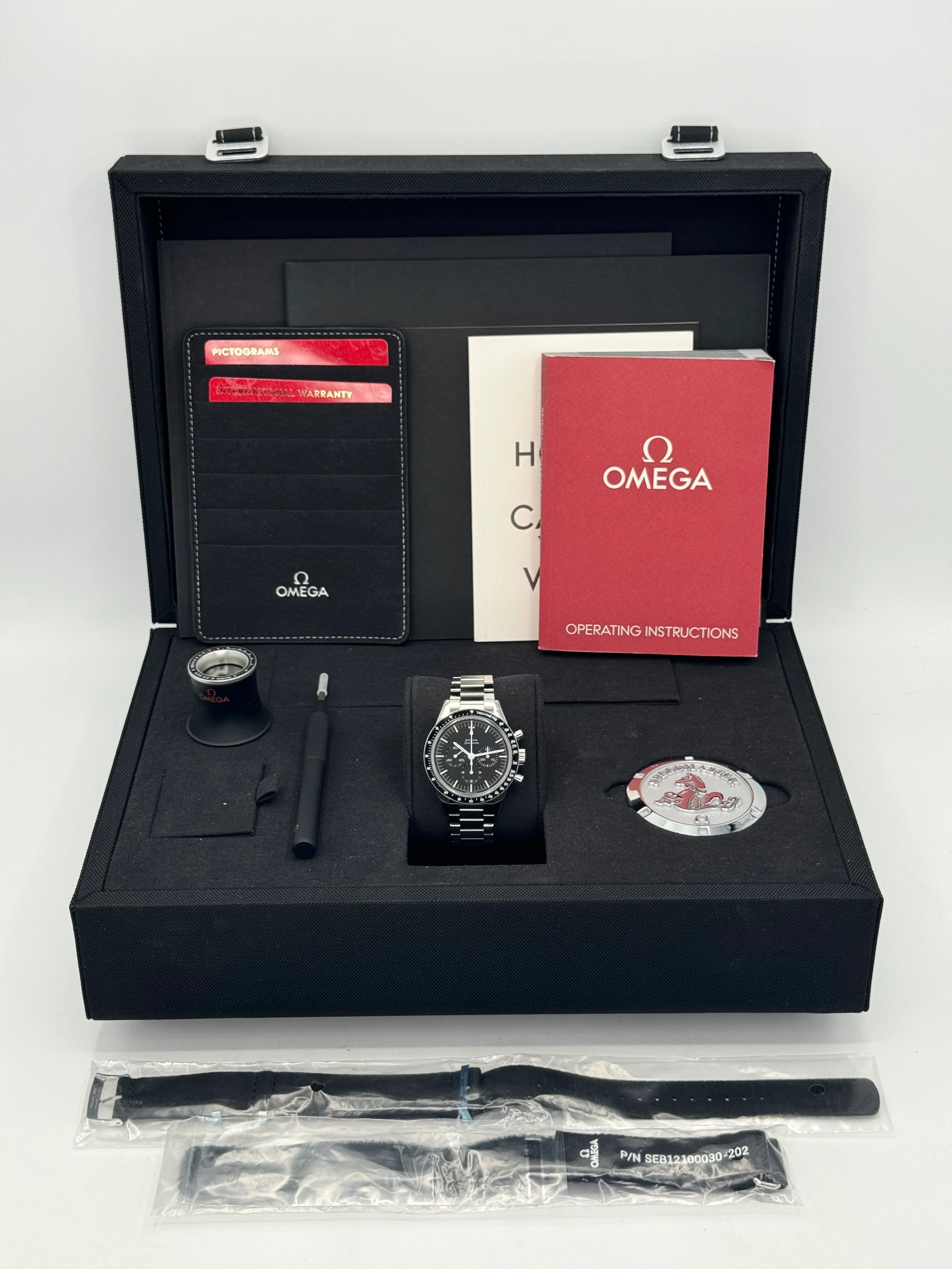 2021 Omega Speedmaster "Ed White" 39.7mm 311.30.40.30.01.001 Black Dial - Image 11