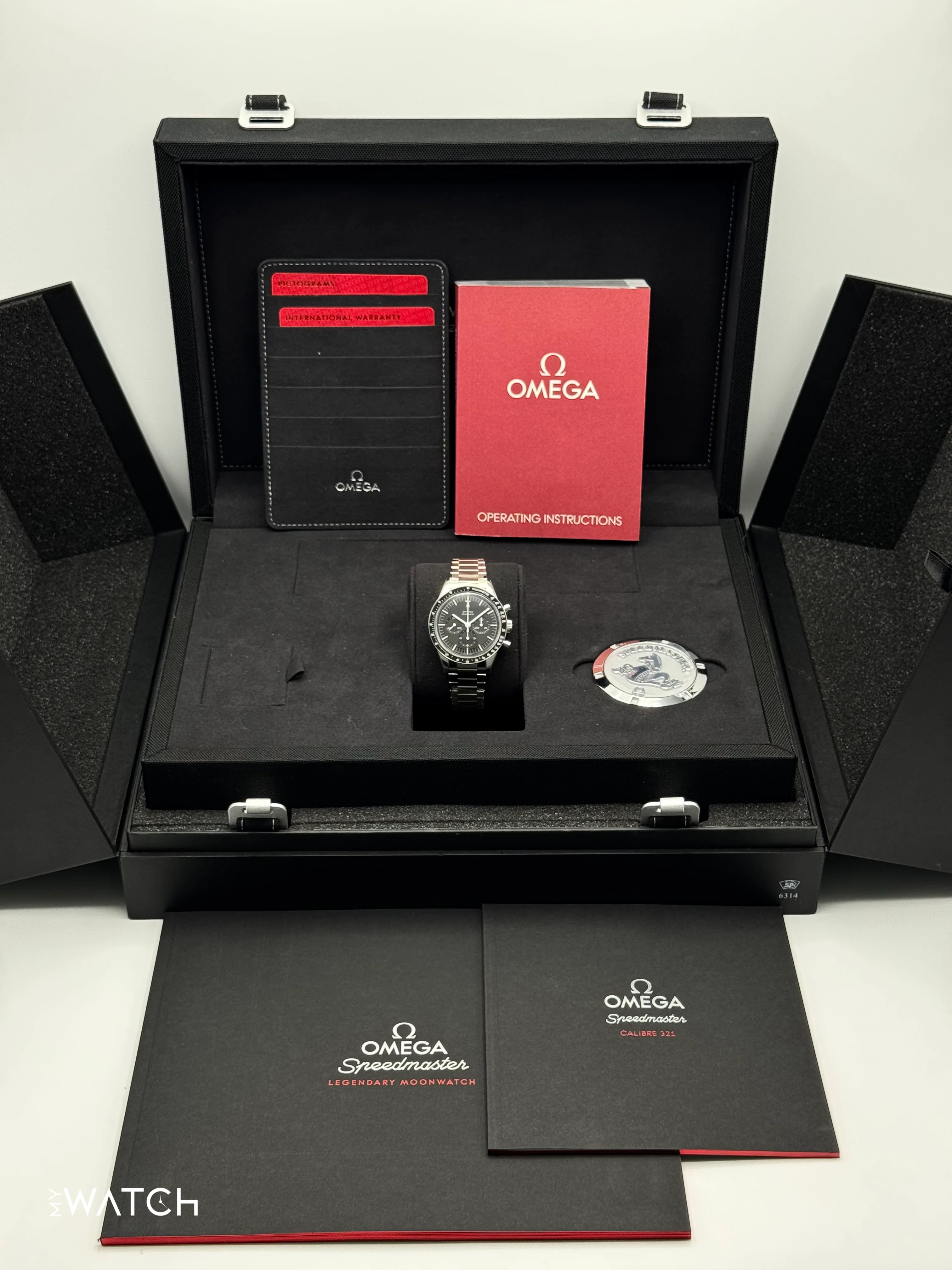 NEW 2021 Omega Speedmaster "Ed White" 39.7mm 311.30.40.30.01.001 Black Dial - Image 10
