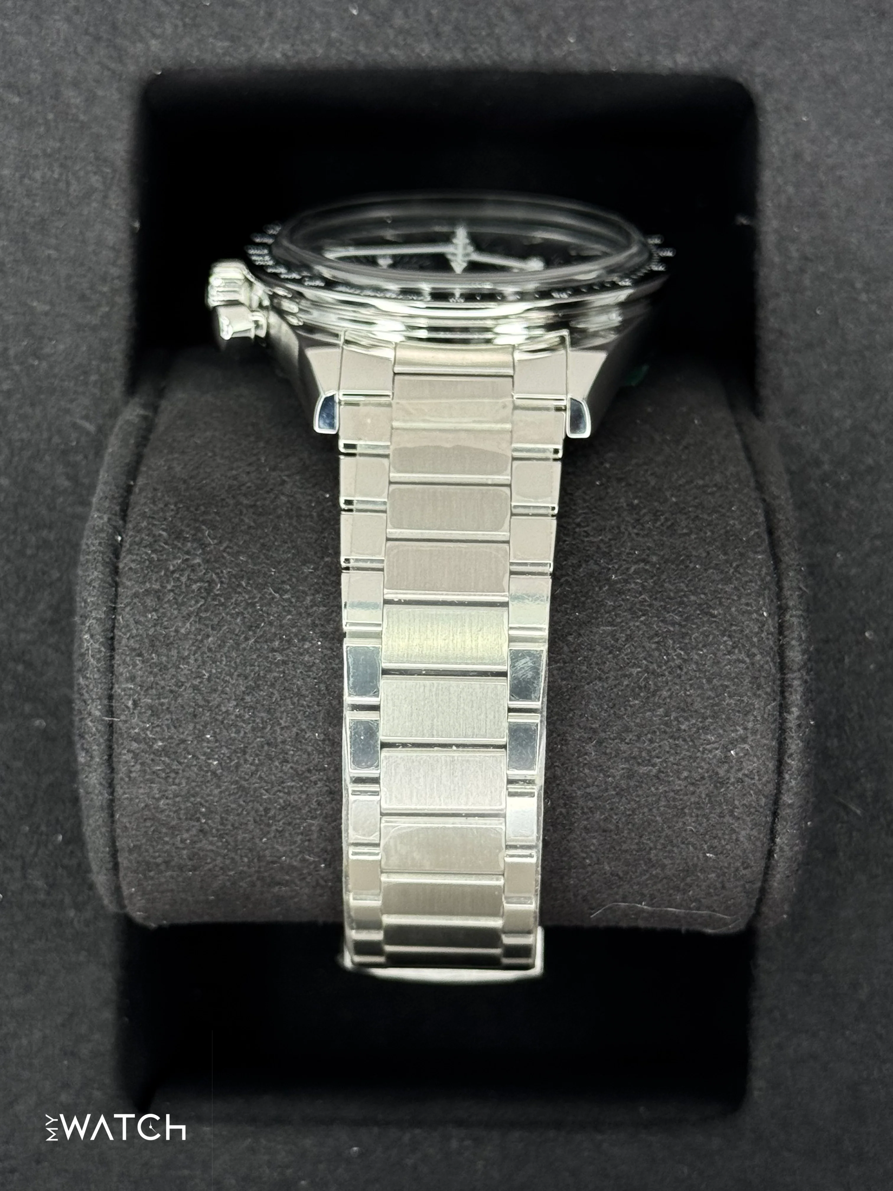 NEW 2021 Omega Speedmaster "Ed White" 39.7mm 311.30.40.30.01.001 Black Dial - Image 4
