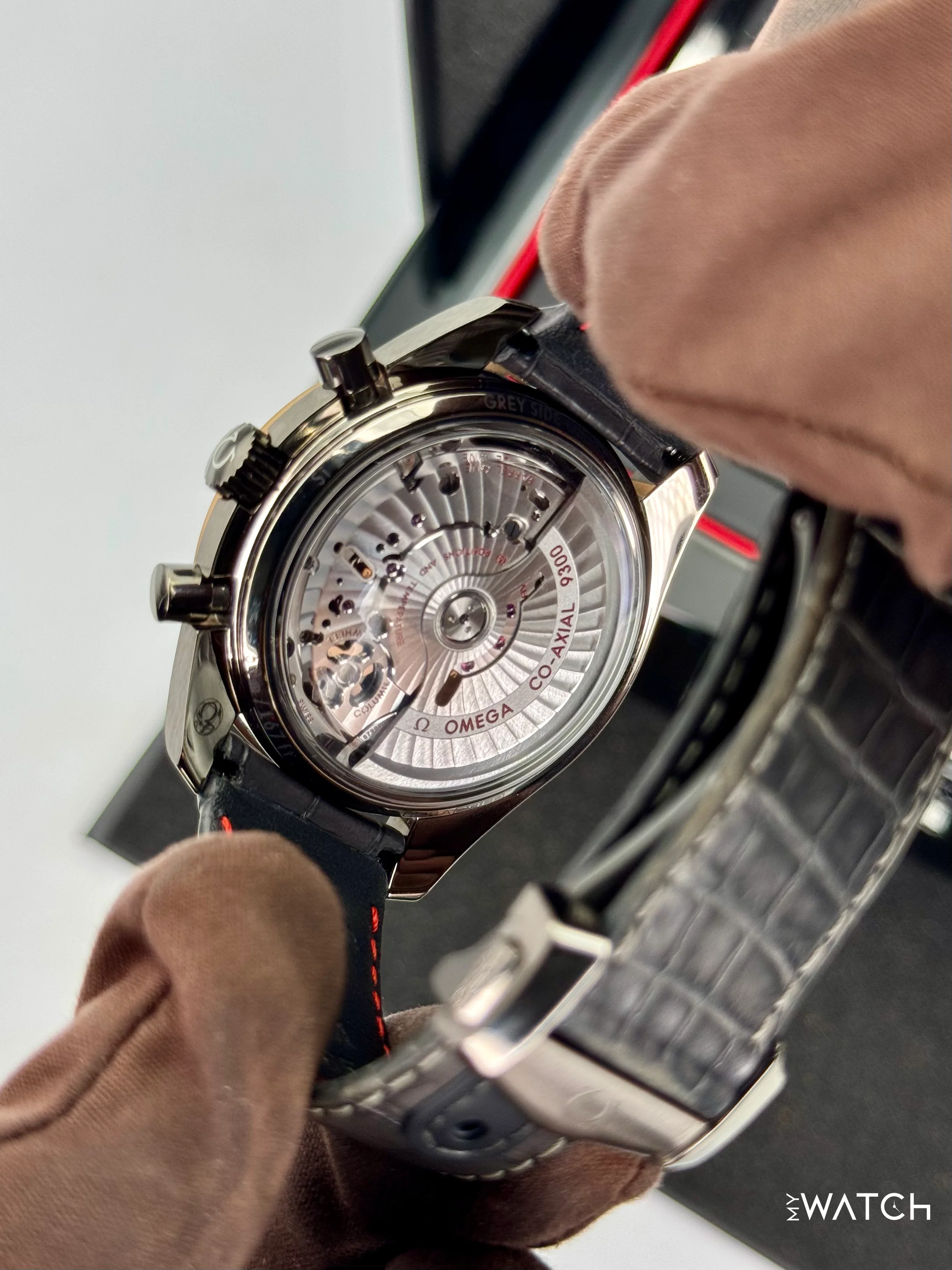 2021 Omega Speedmaster Moonwatch 44.25mm 311.63.44.51.99.001 Meteorite - Image 9