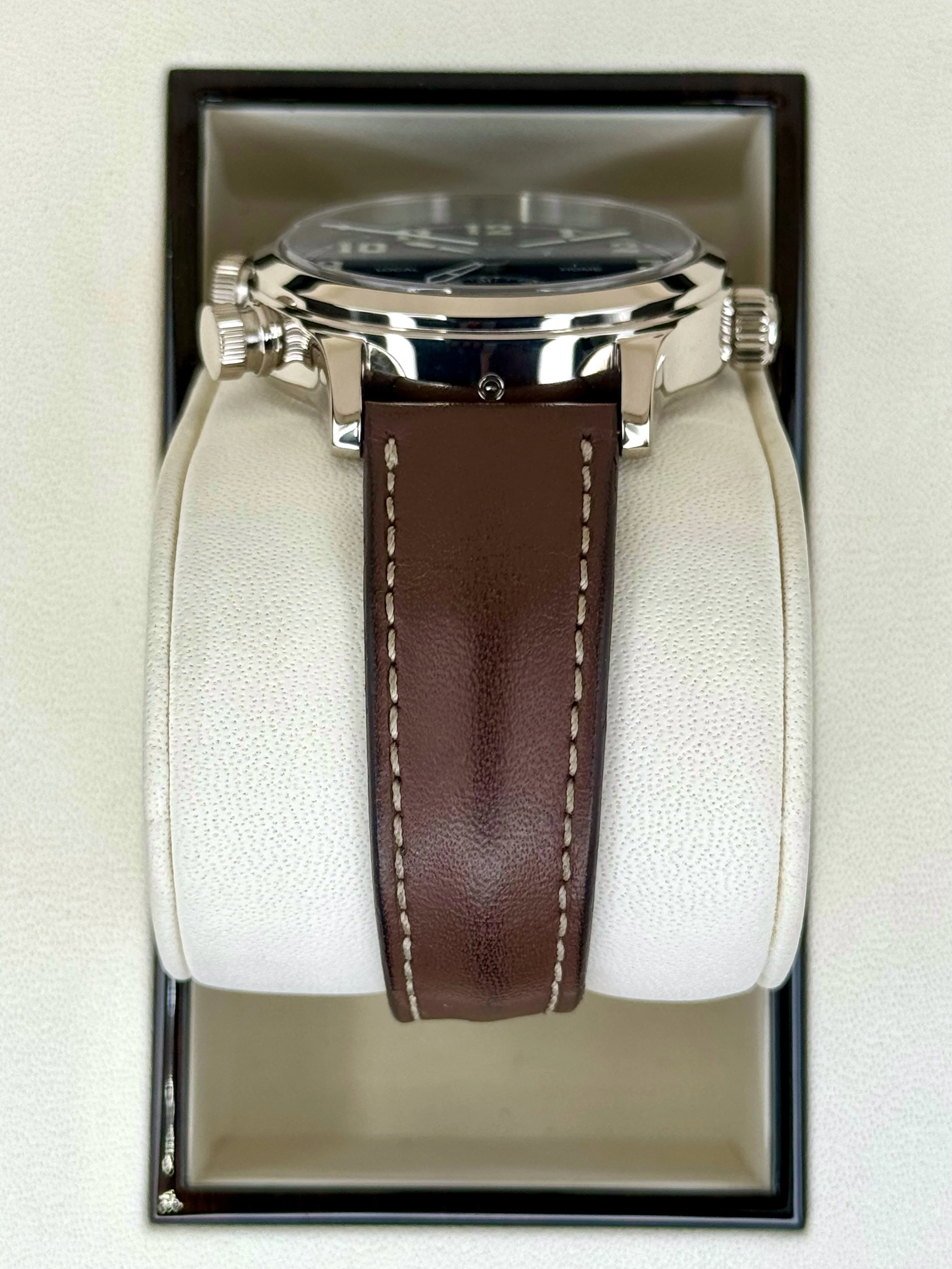 2021 Patek Philippe 37.5mm 7234G Calatrava Pilot Travel Time White Gold - Image 3
