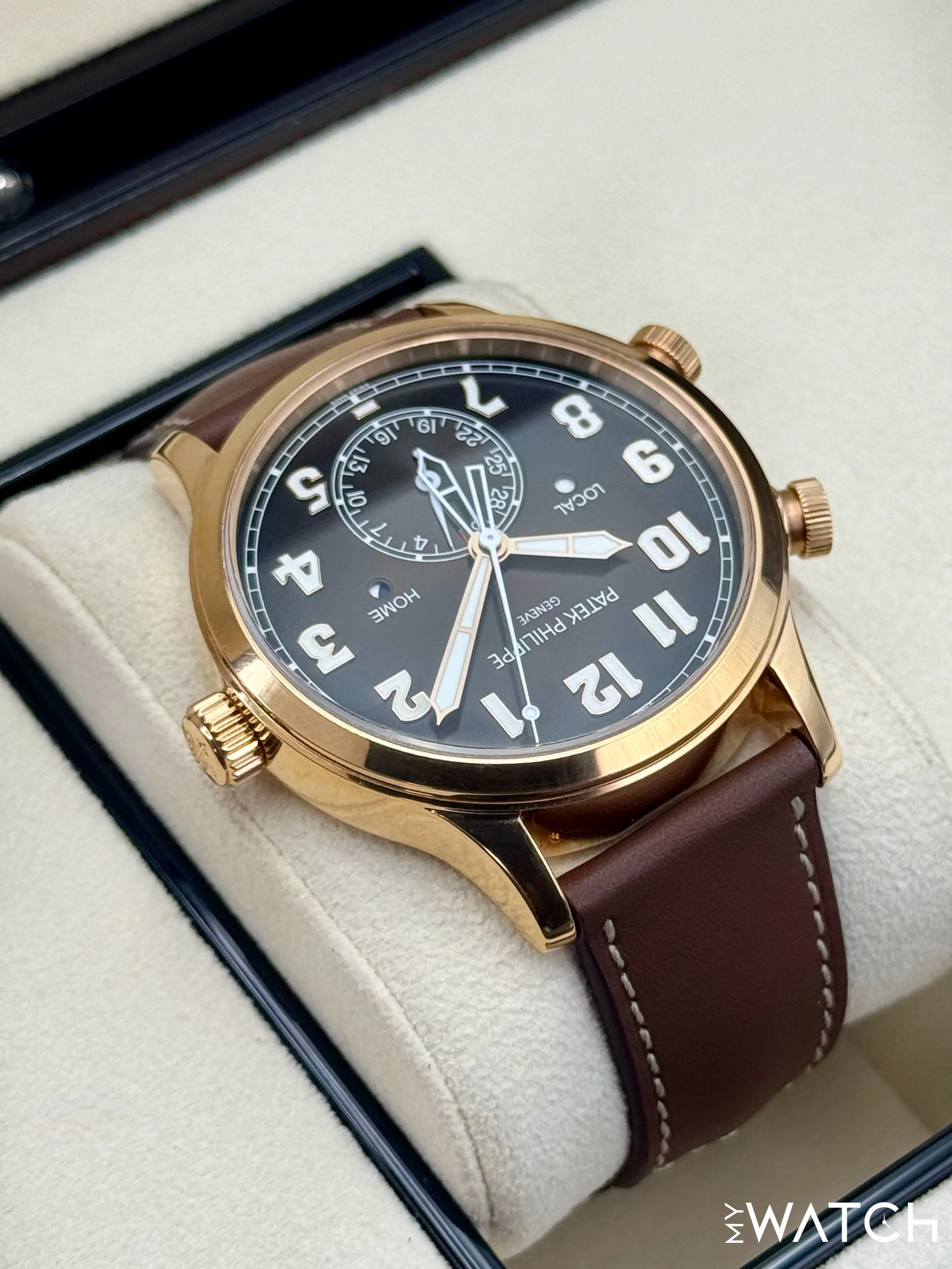 2021 Patek Philippe Calatrava Pilot Time Travel 42mm 5524R Rose Gold Brown Dial - Image 6