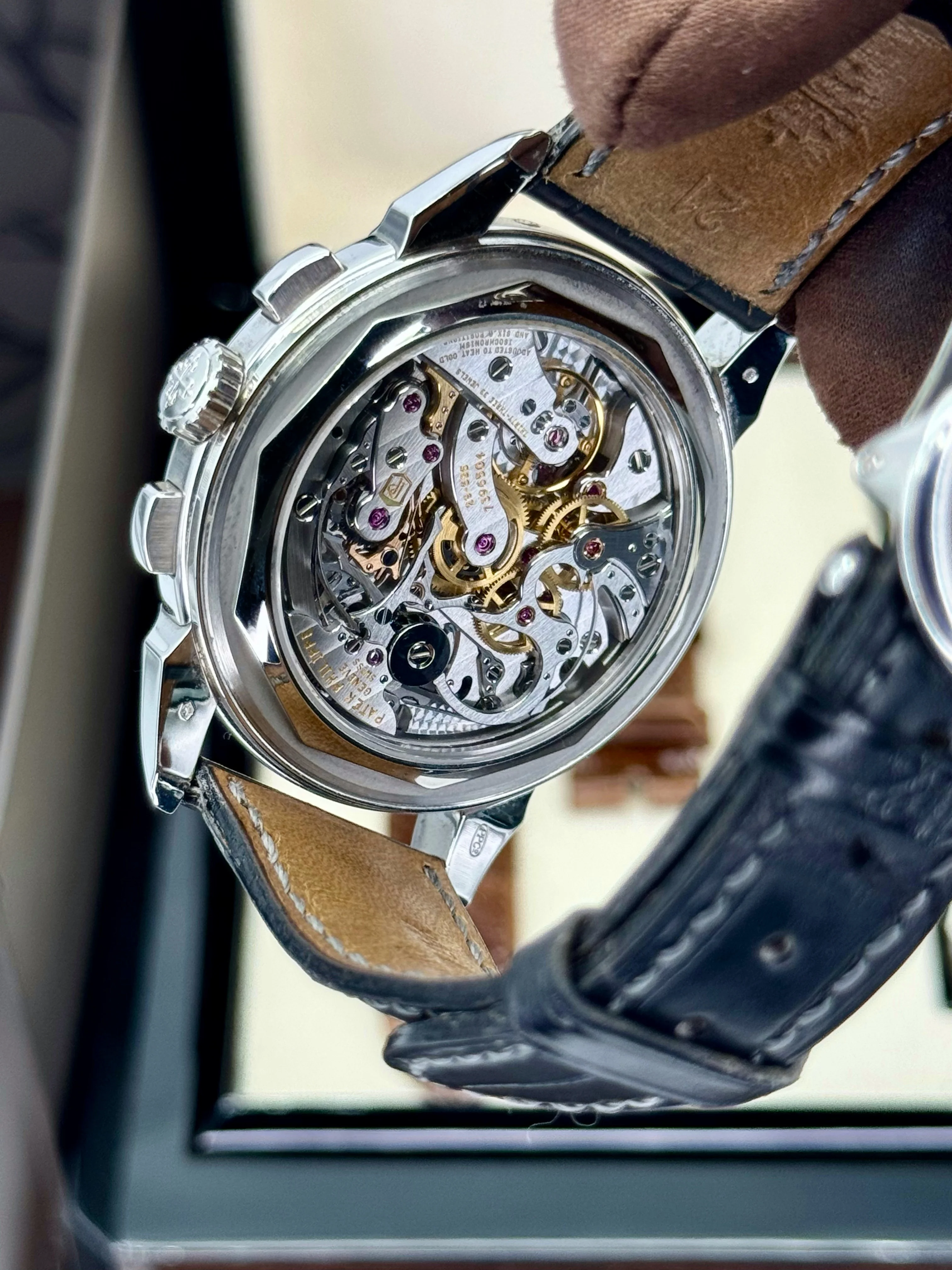 2021 Patek Philippe 5270P Perpetual Calendar Chronograph Salmon Dial - Image 9