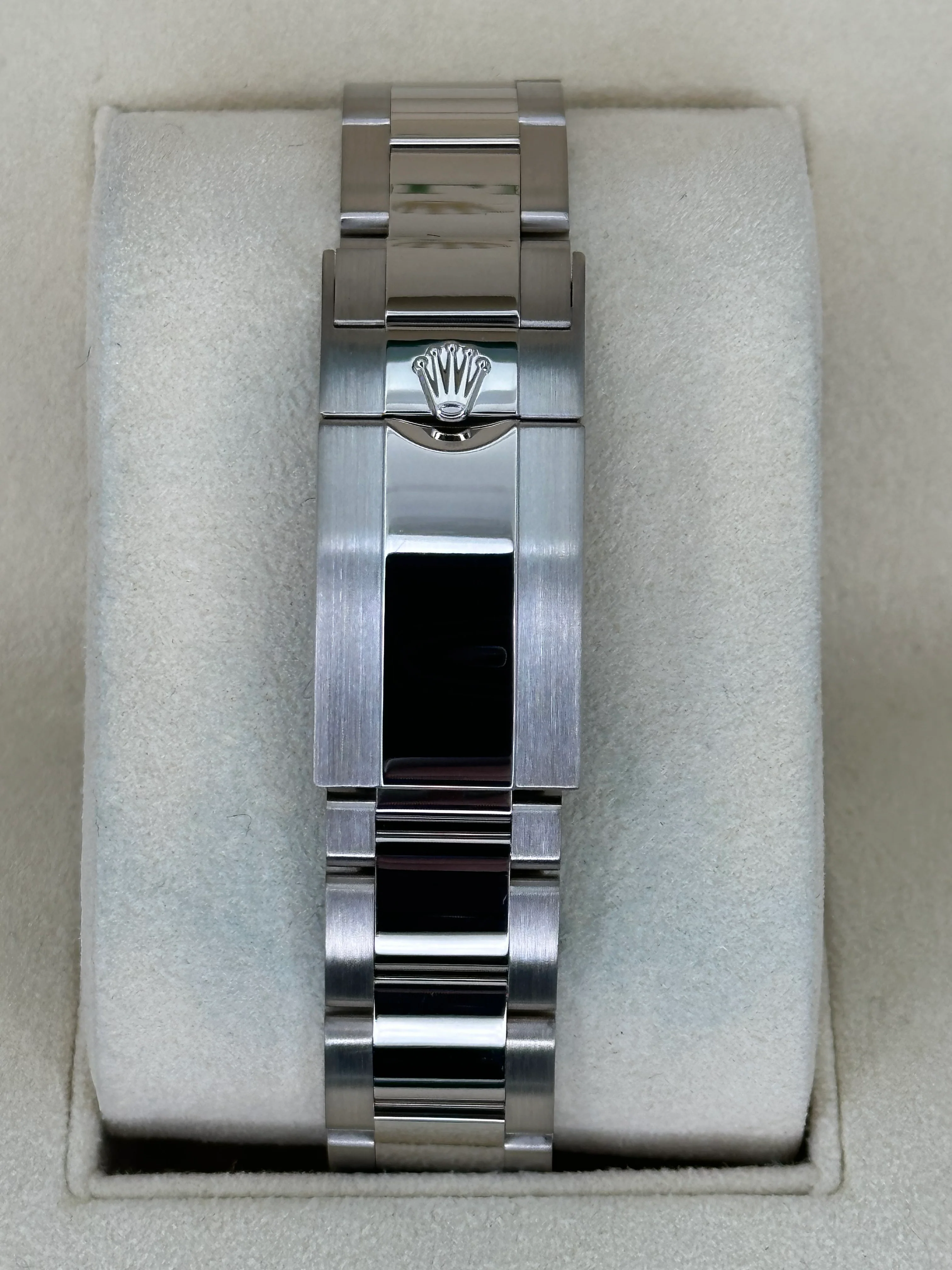 2021 Rolex Daytona 40mm 116509 White Gold Blue Dial - Image 11