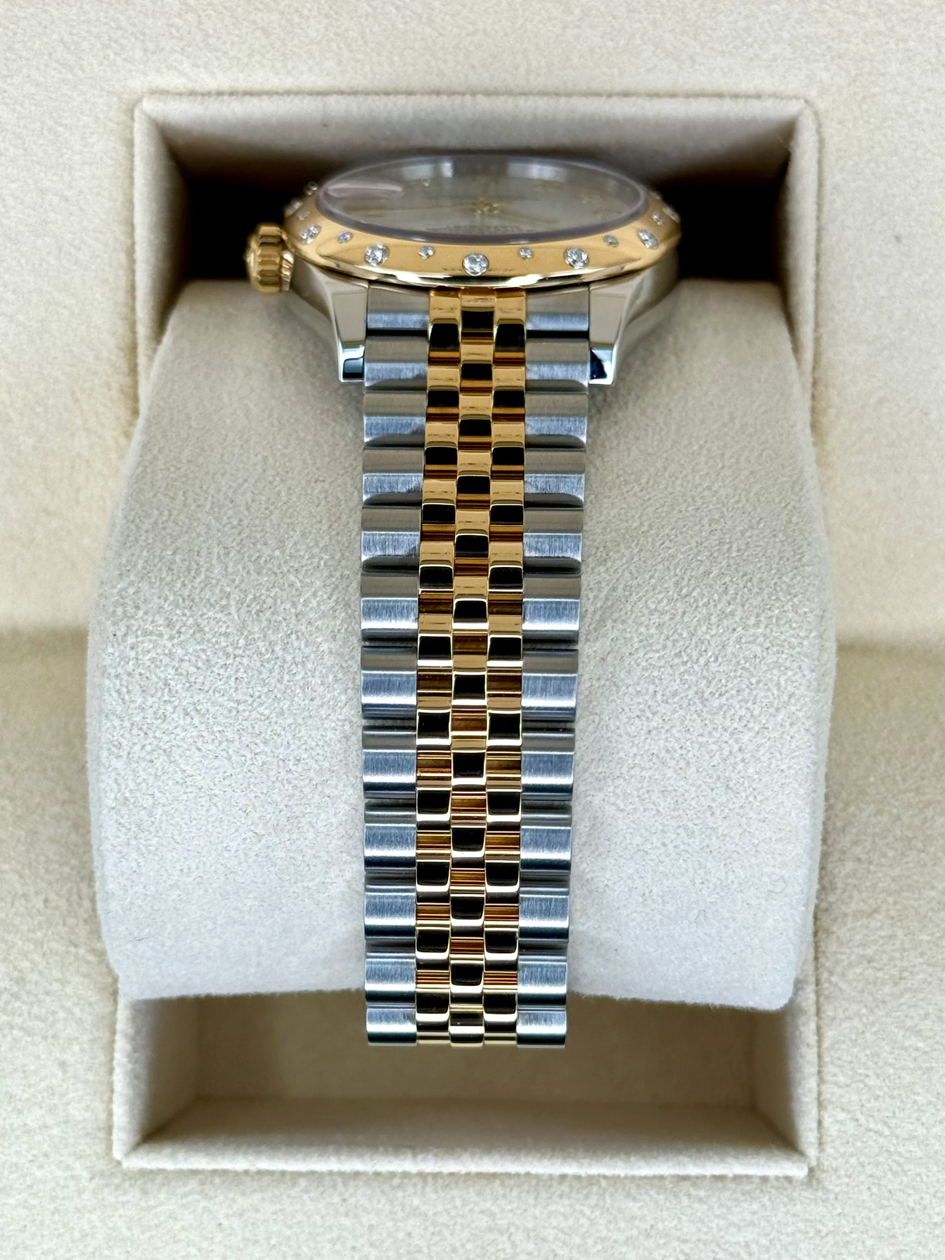 2021 Rolex Datejust 31mm 278343RBR Two-Tone Jubilee MOP Diamond Dial - Image 4