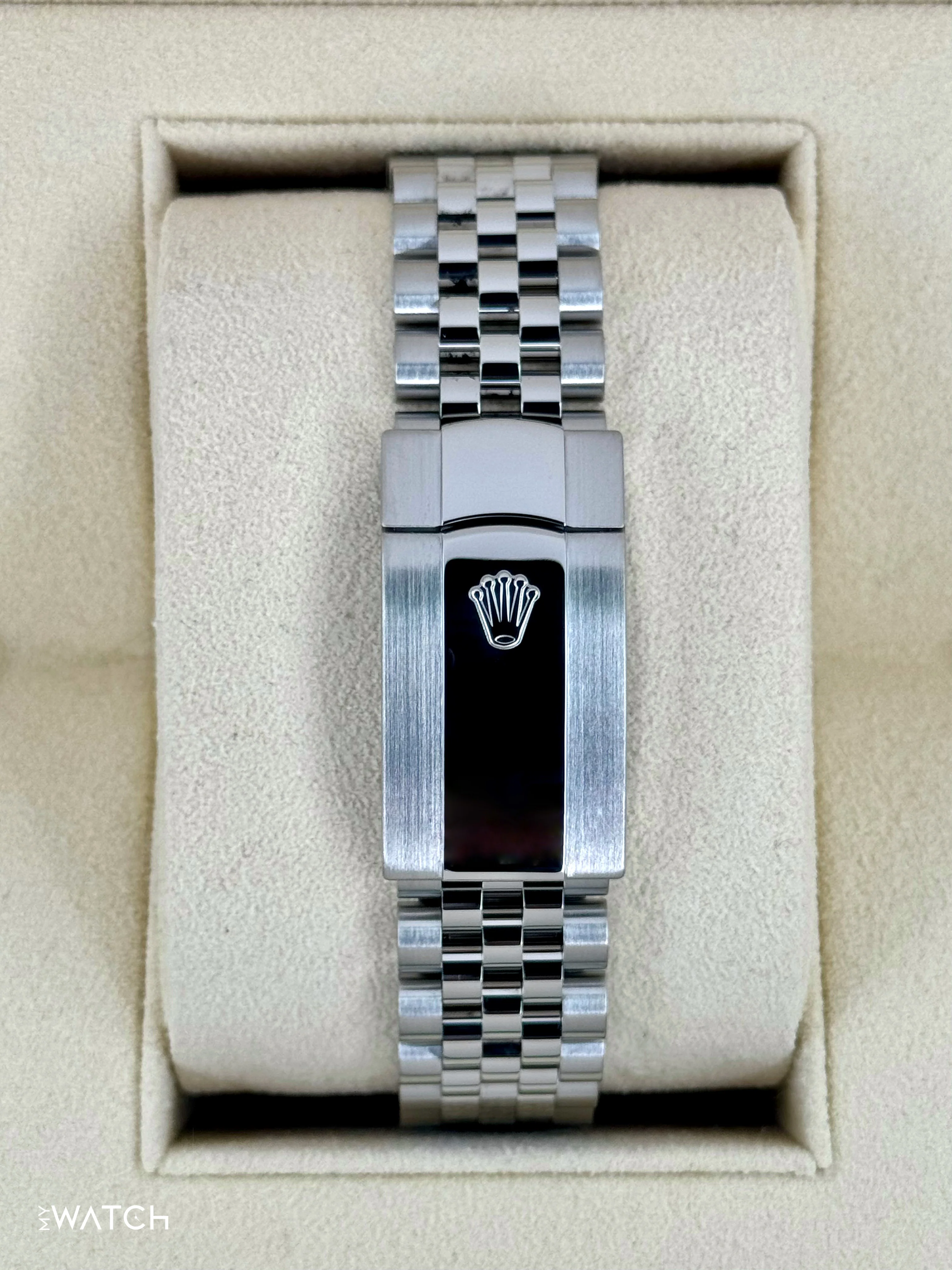 2021 Rolex Datejust 36mm 126234 Stainless Steel Jubilee Black Dial - Image 2