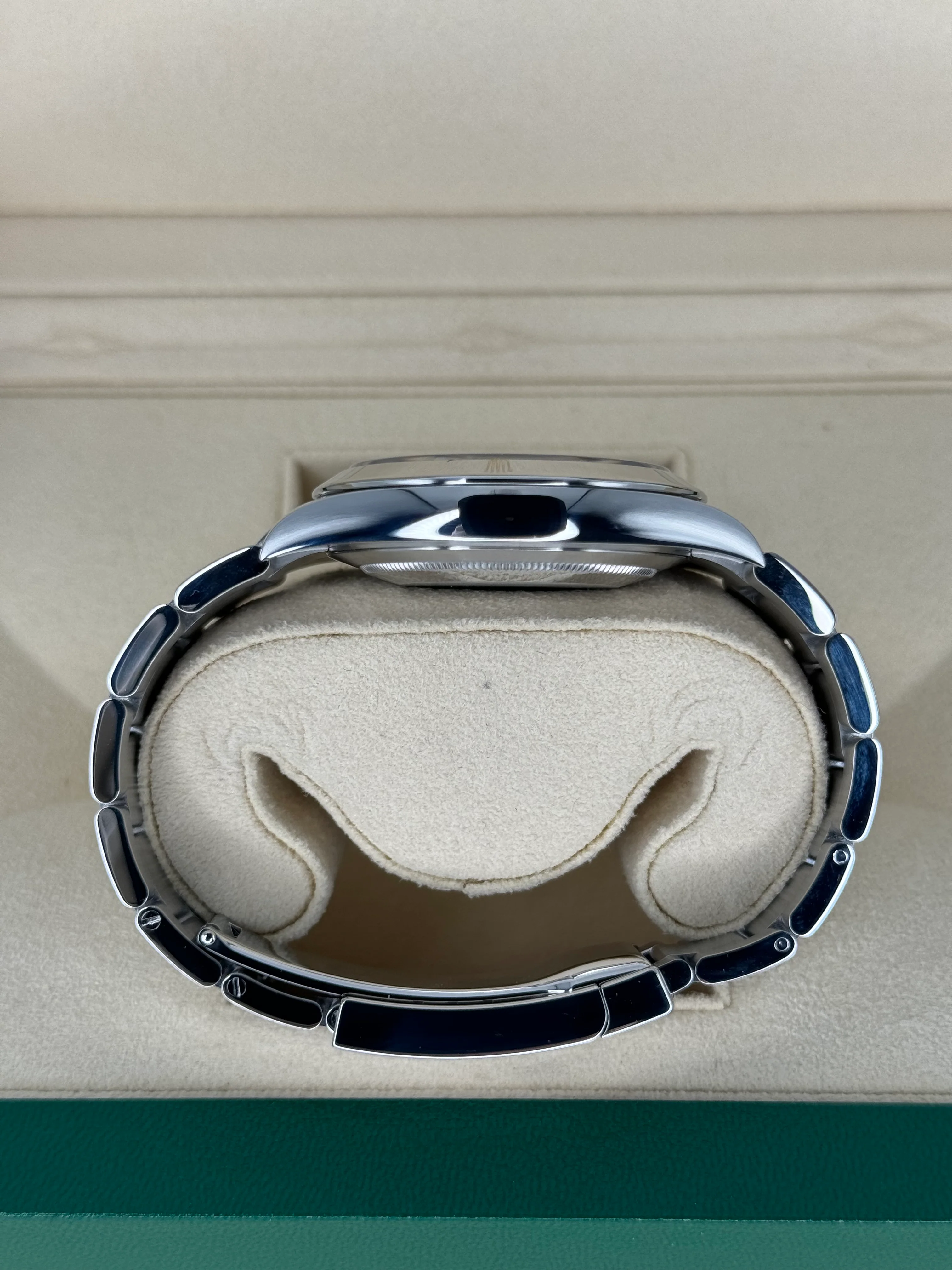 2021 Rolex Datejust 41mm 126300 Oyster Blue Roman Numeral Dial - Image 10