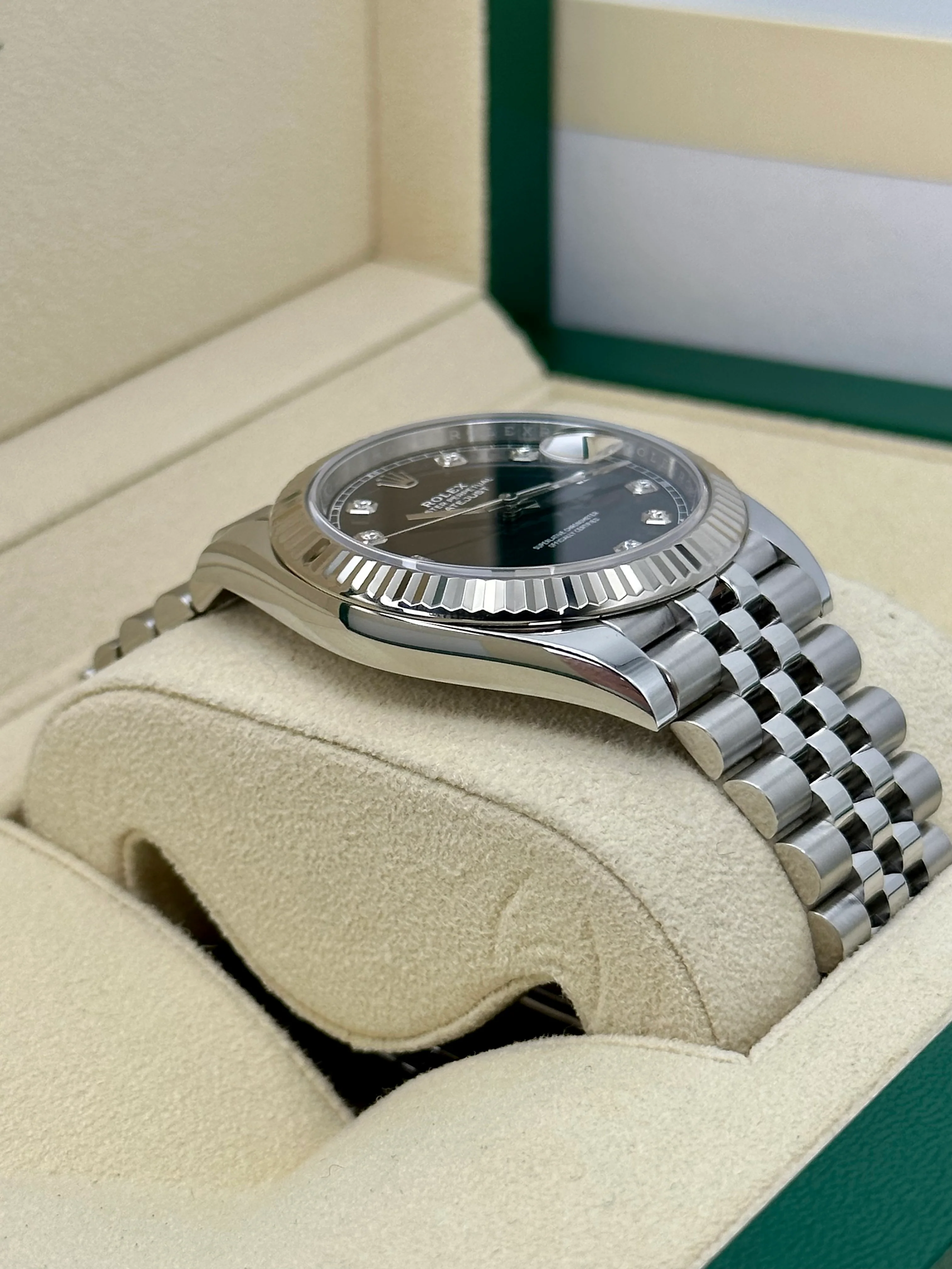 2021 Rolex Datejust 41mm 126334 Jubilee Black Diamond Dial - Image 6