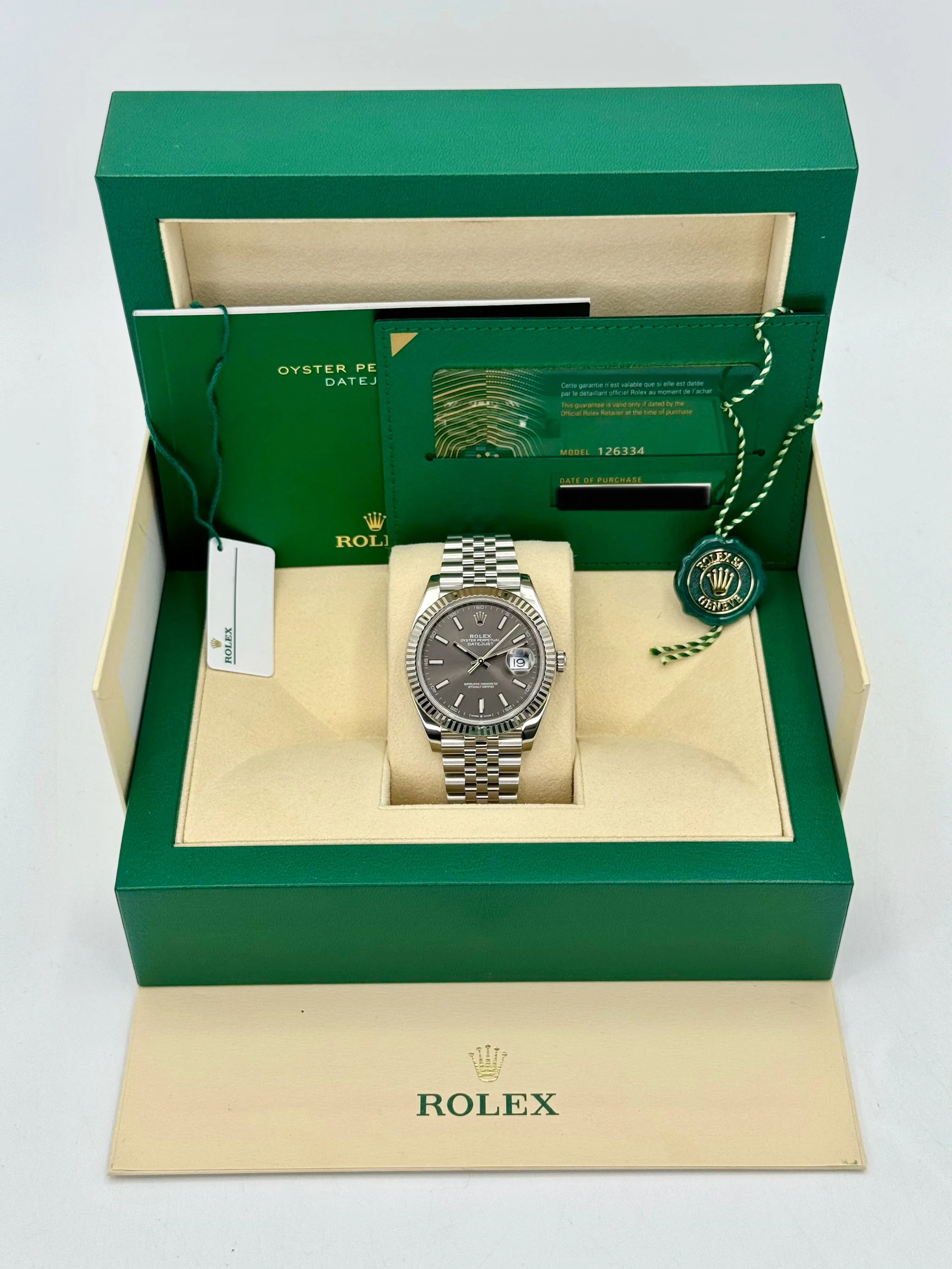 2021 Rolex Datejust 41mm 126334 Stainless Steel Jubilee Rhodium Dial - Image 11