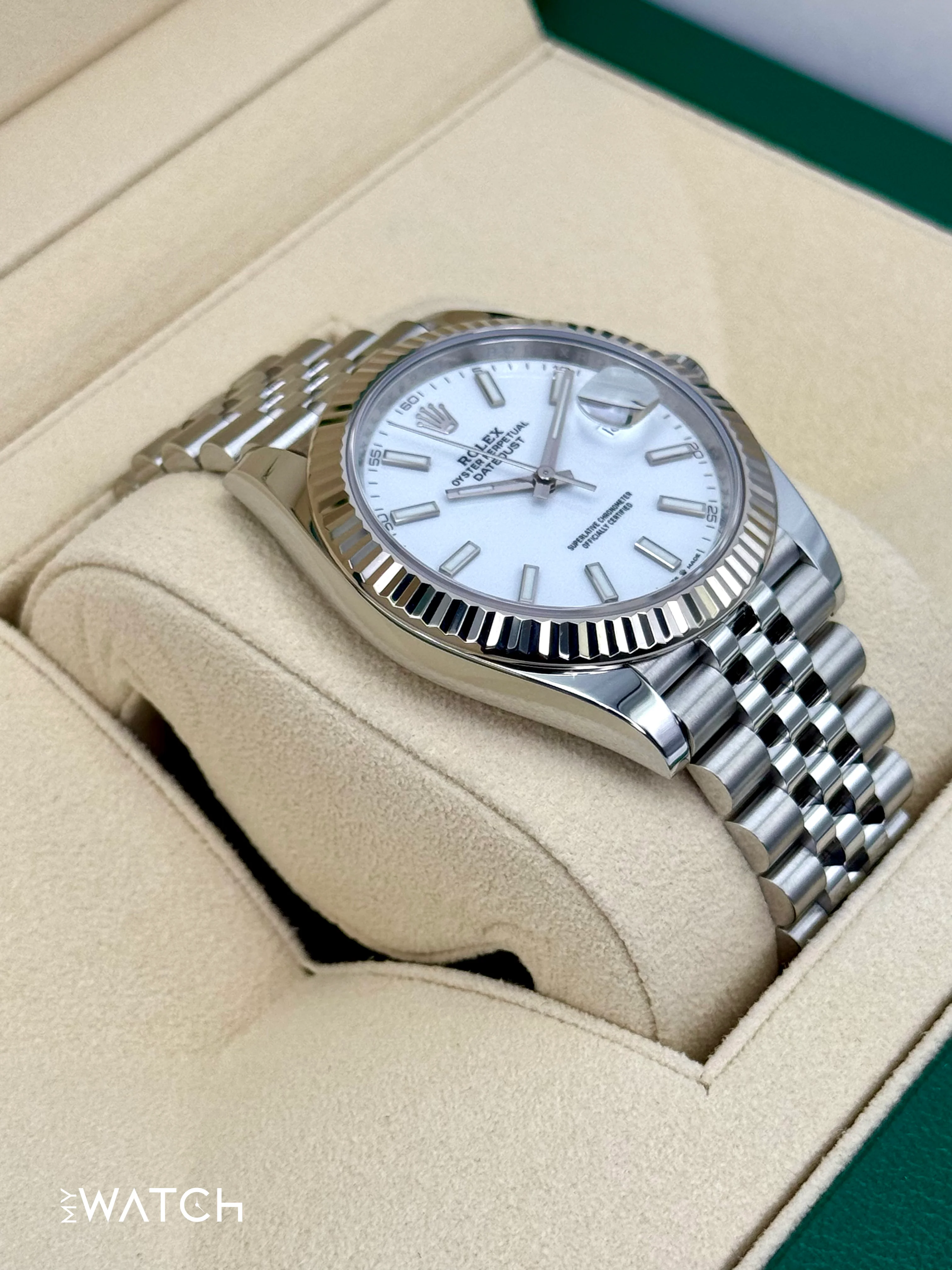 2021 Rolex Datejust 41mm 126334 Stainless Steel Jubilee White Dial - Image 6