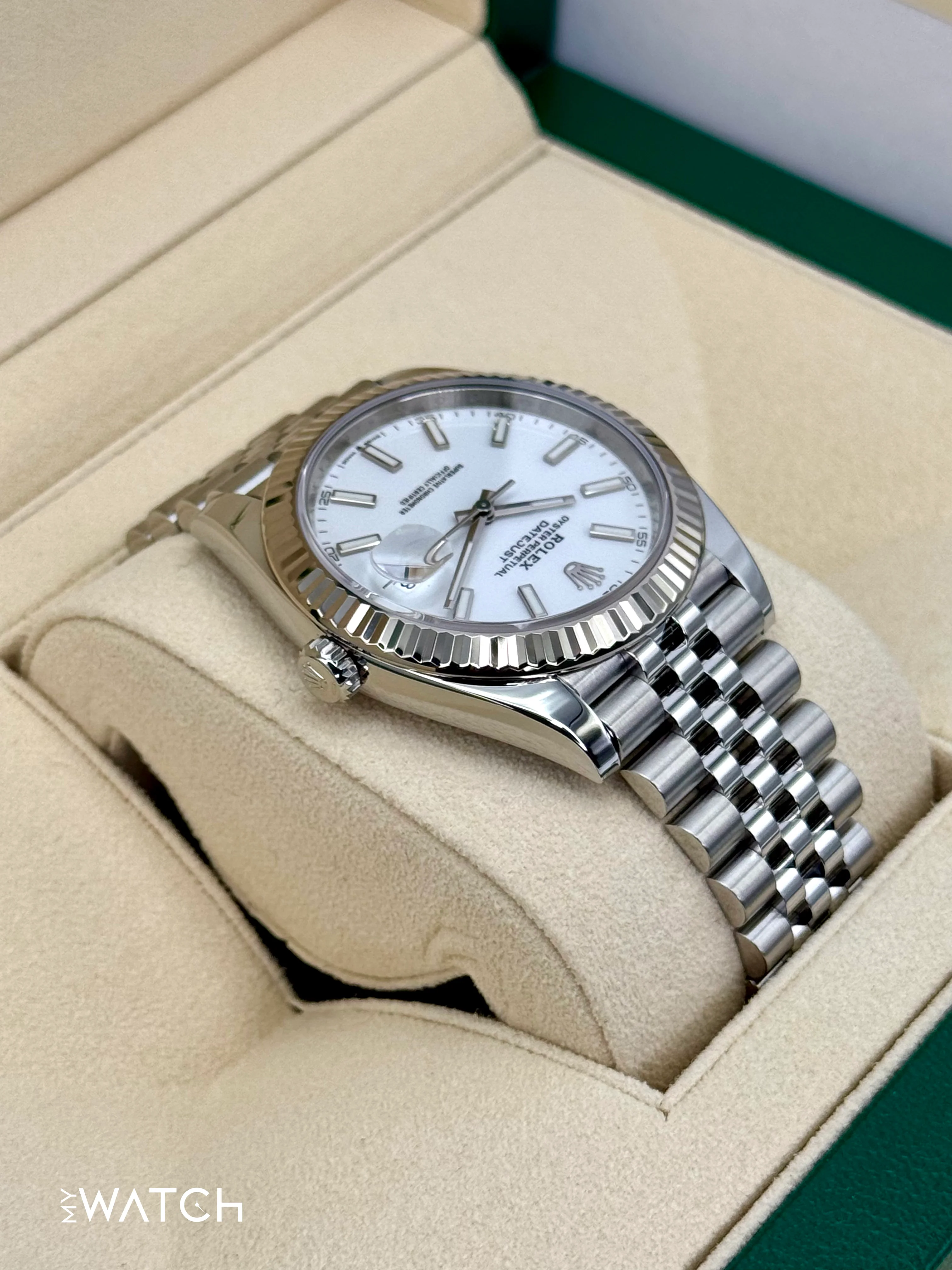 2021 Rolex Datejust 41mm 126334 Stainless Steel Jubilee White Dial - Image 8