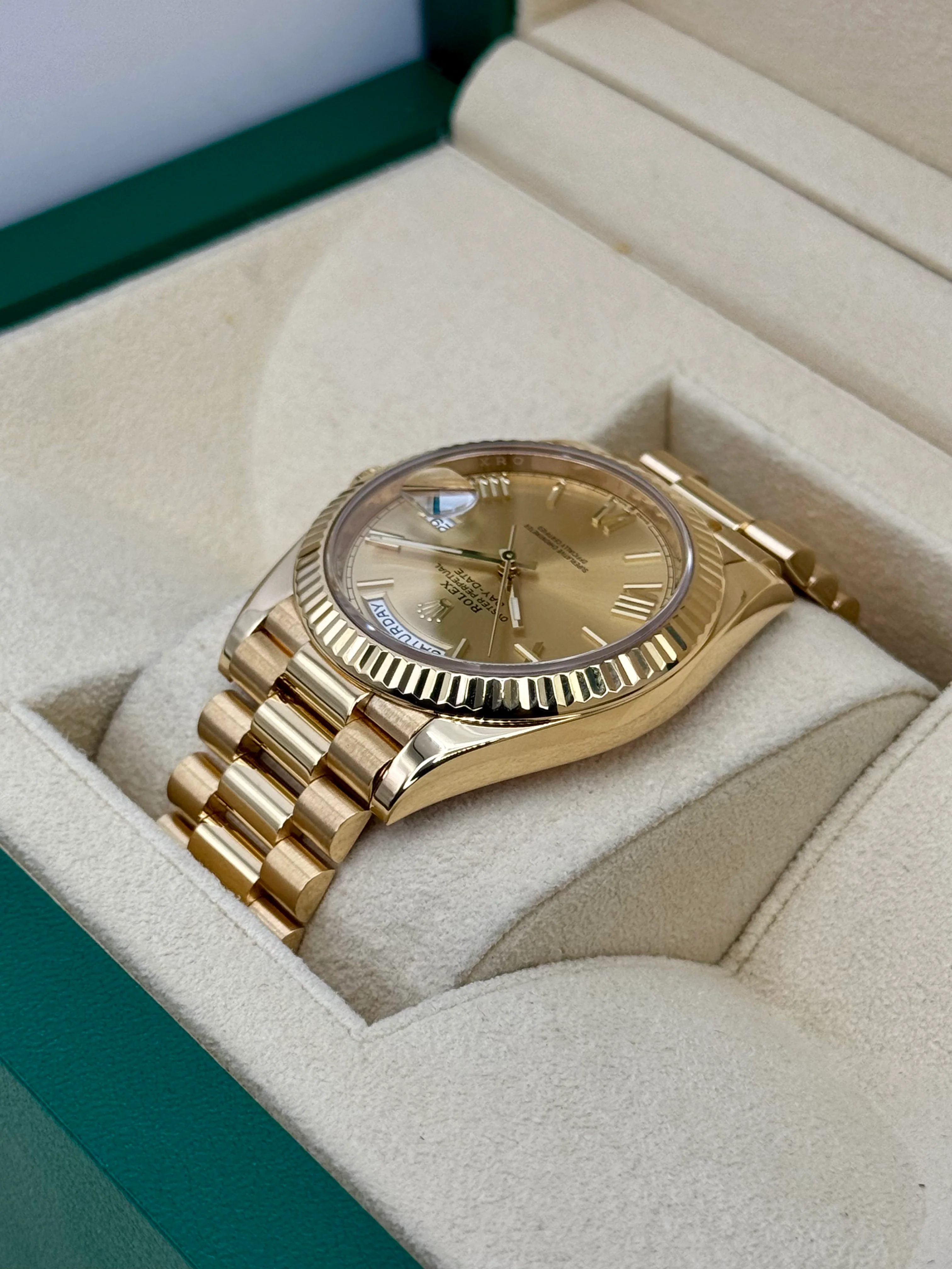 2021 Rolex Day-Date 40mm 228238 Presidential Champagne Dial - Image 7