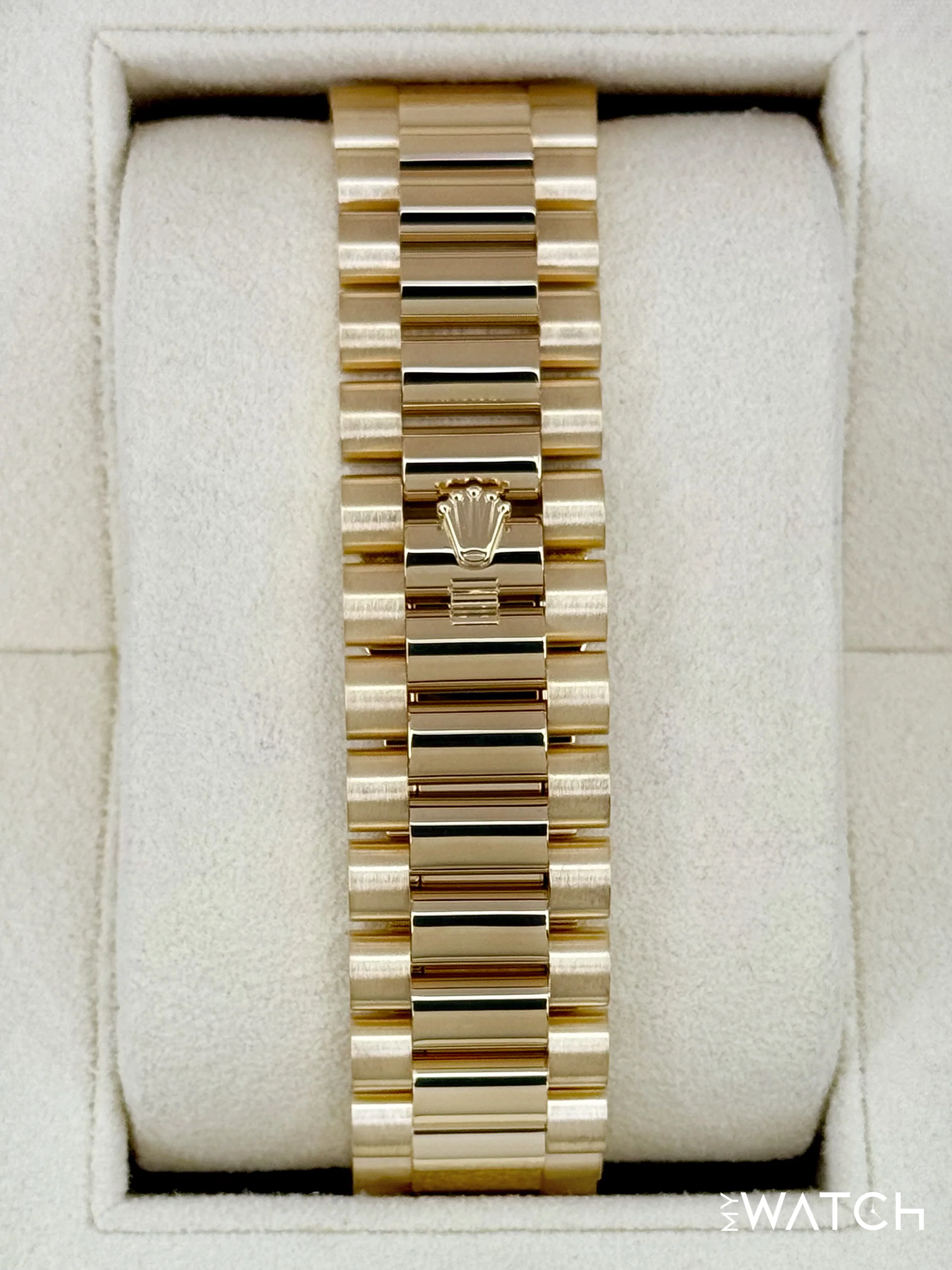 2021 Rolex Day-Date 40mm 228238 Presidential Champagne Roman Numeral Dial - Image 2