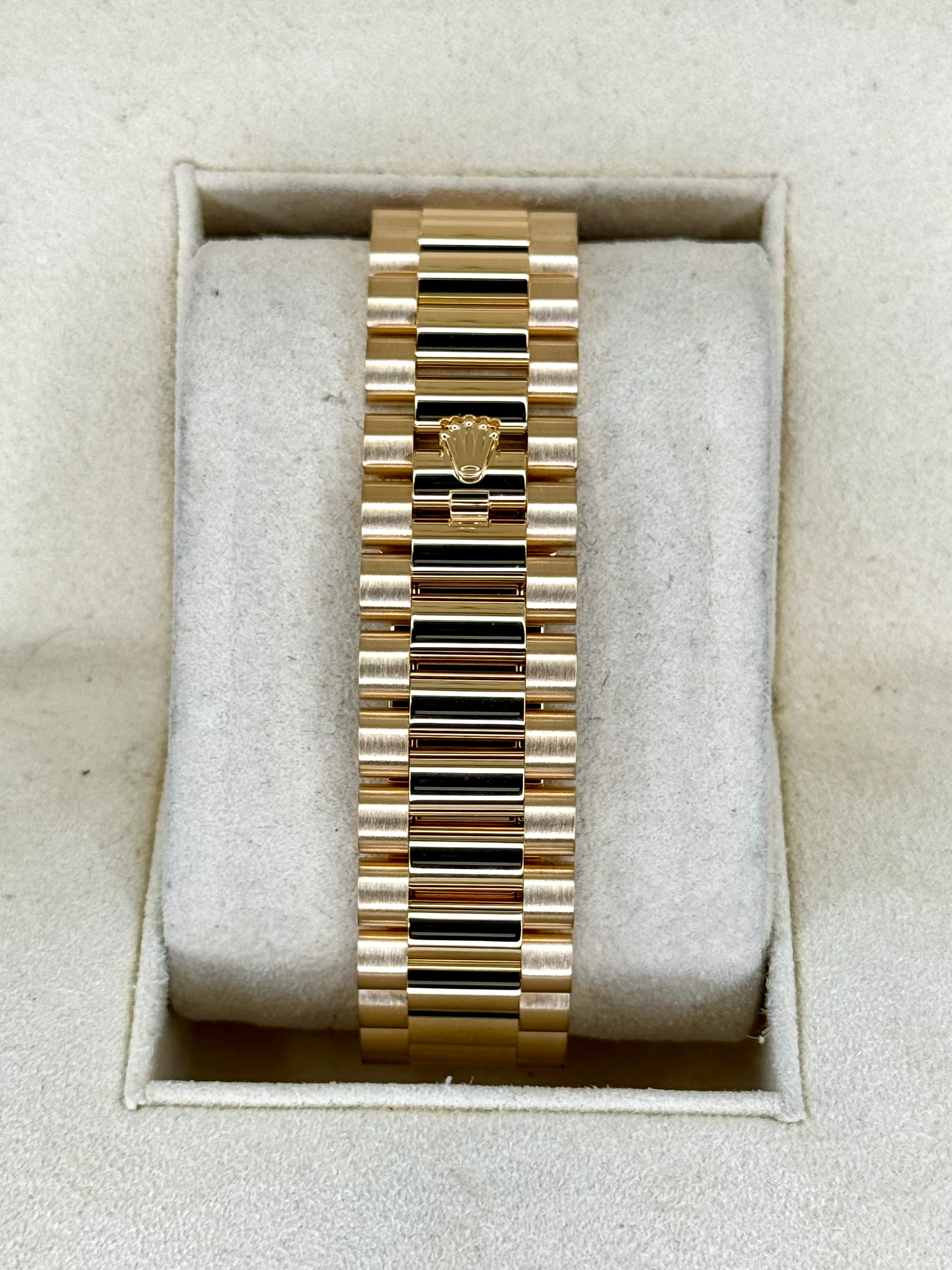 2021 Rolex Day-Date 40mm 228238 Presidential White Dial - Image 2