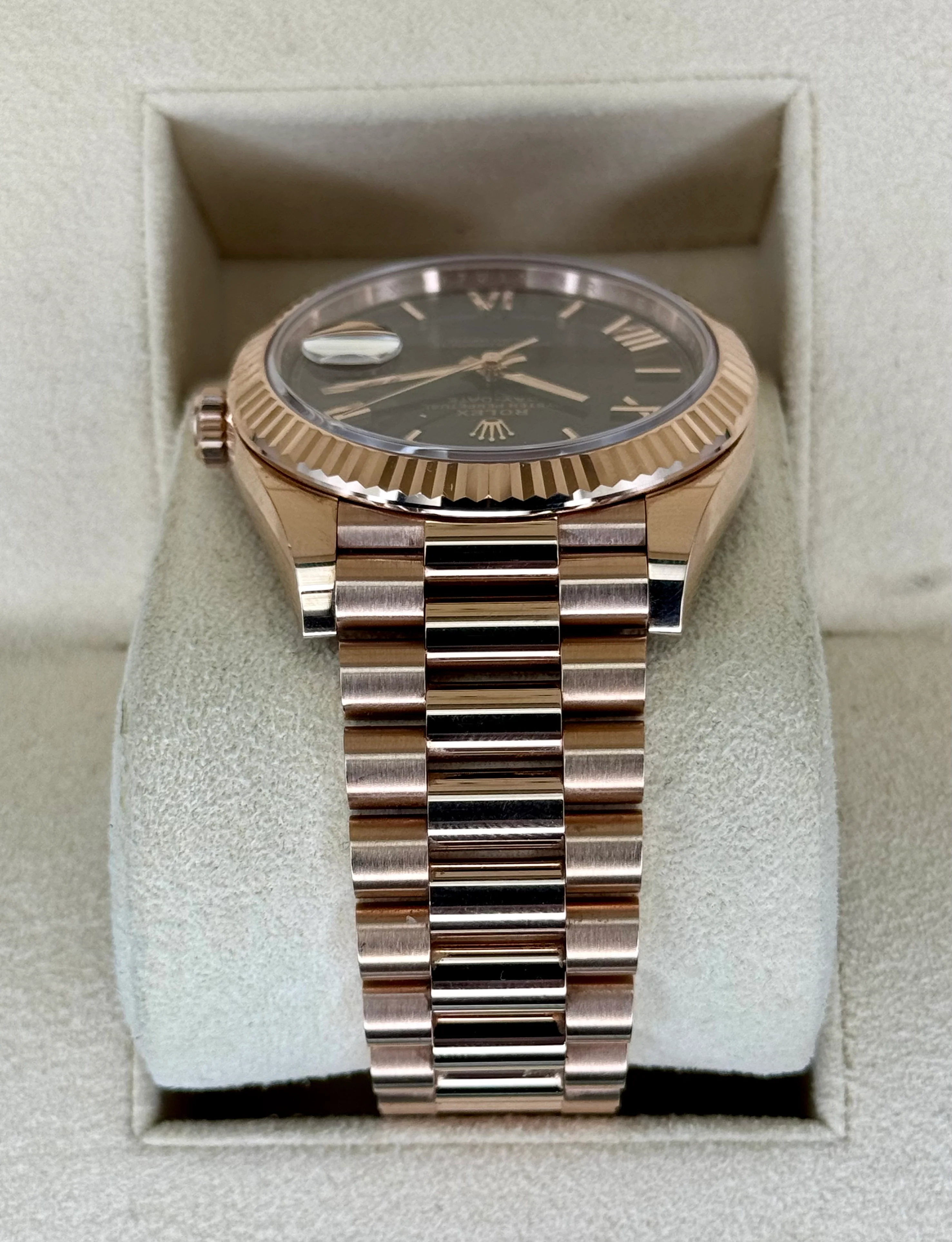2021 Rolex Day-Date 40mm 228235 Presidential Rose Gold Chocolate Dial - Image 4