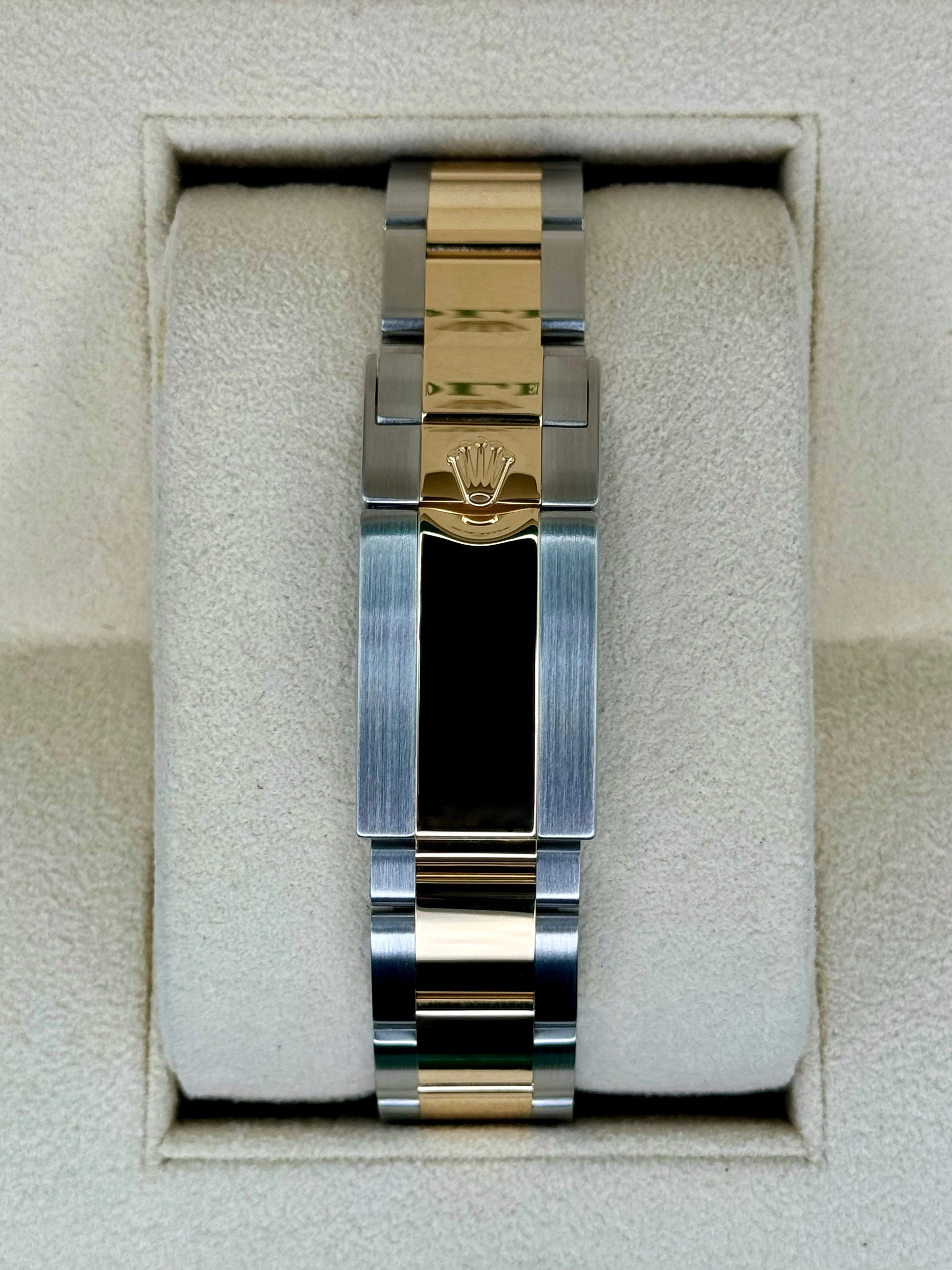 2021 Rolex Daytona 40mm 116503 Two-Tone Black Dial - Image 2