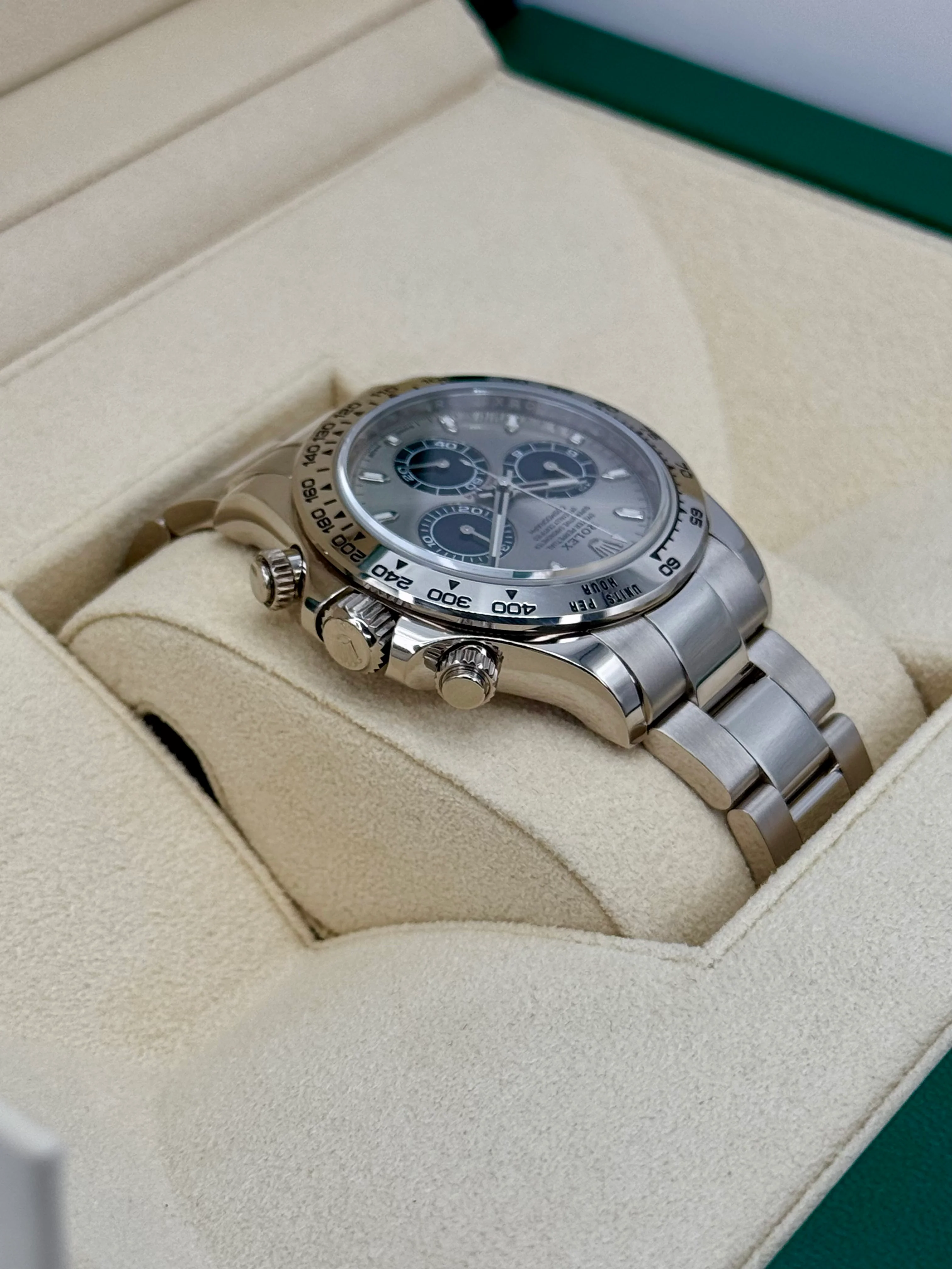 2021 Rolex Daytona "Ghost" 40mm 116509 White Gold Silver Dial - Image 7