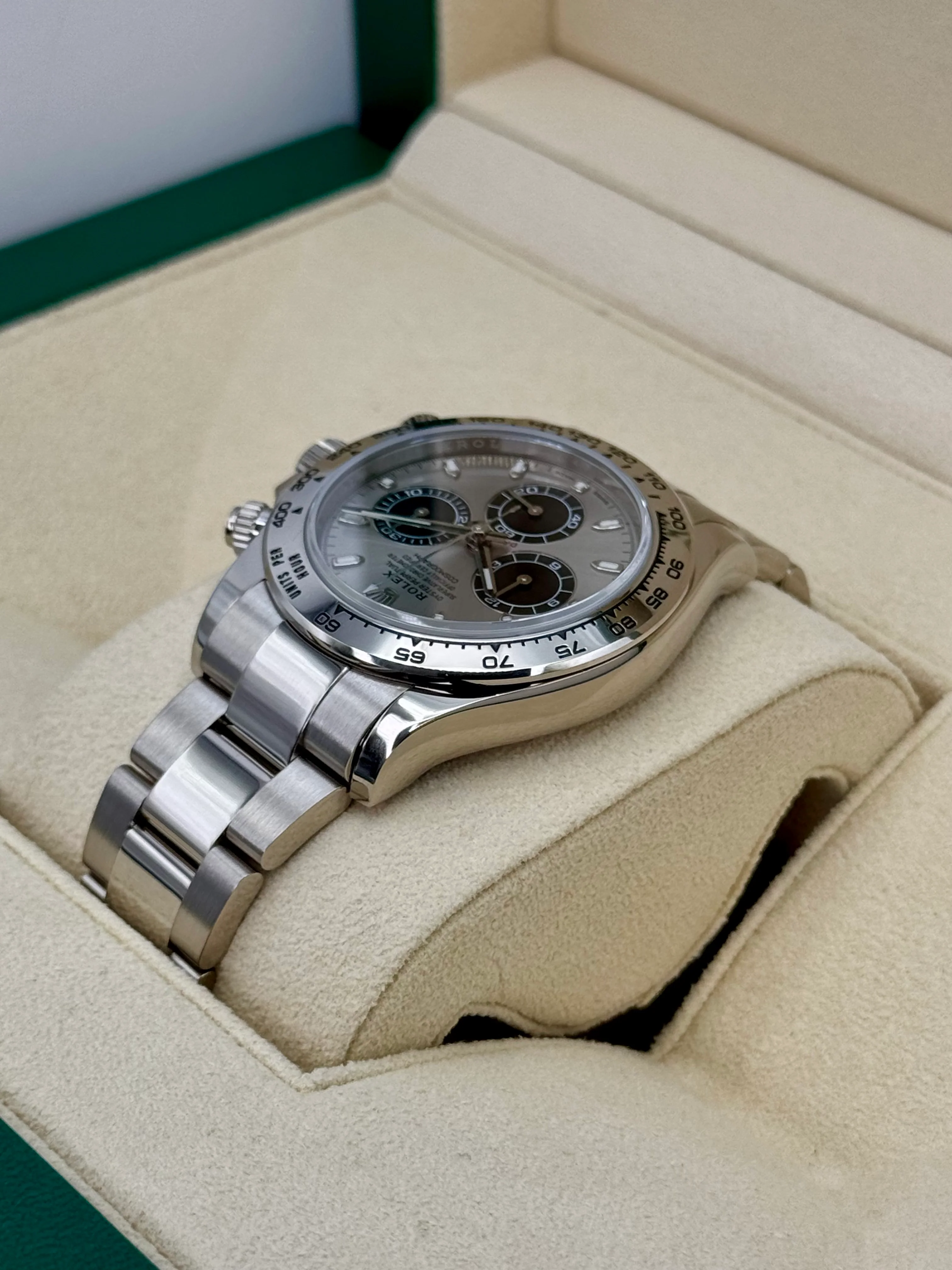 2021 Rolex Daytona "Ghost" 40mm 116509 White Gold Silver Dial - Image 8