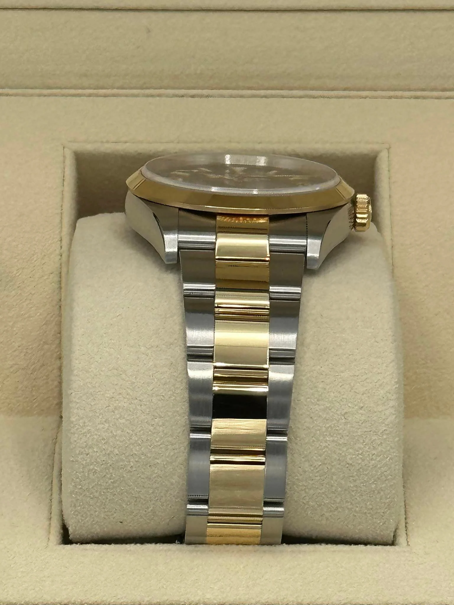 2021 Rolex Explorer 36mm 124273 Two-Tone Black Dial - Image 4