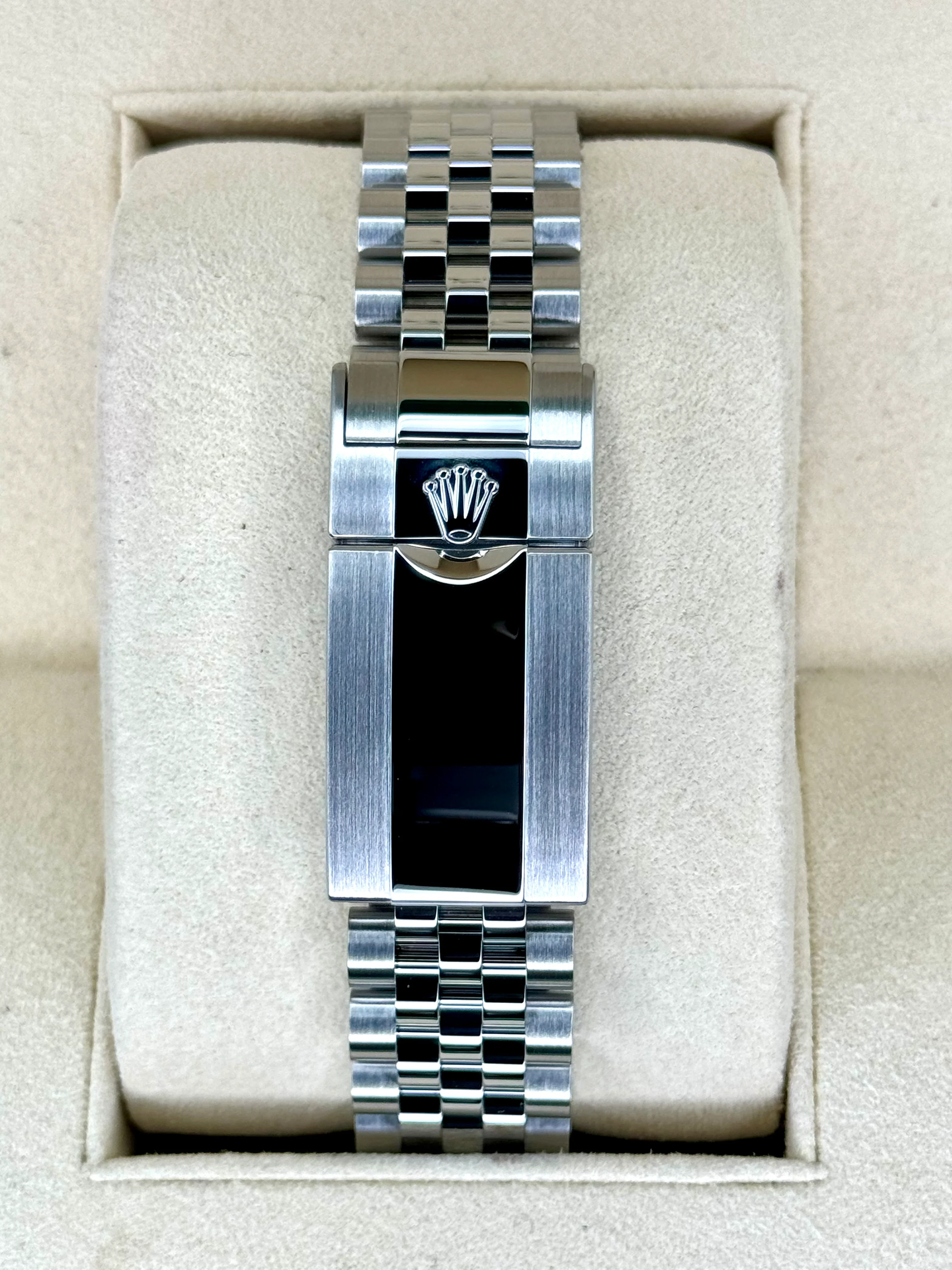 2021 Rolex GMT-Master II "Batgirl" 40mm 126710BLNR Jubilee Black Dial - Image 2