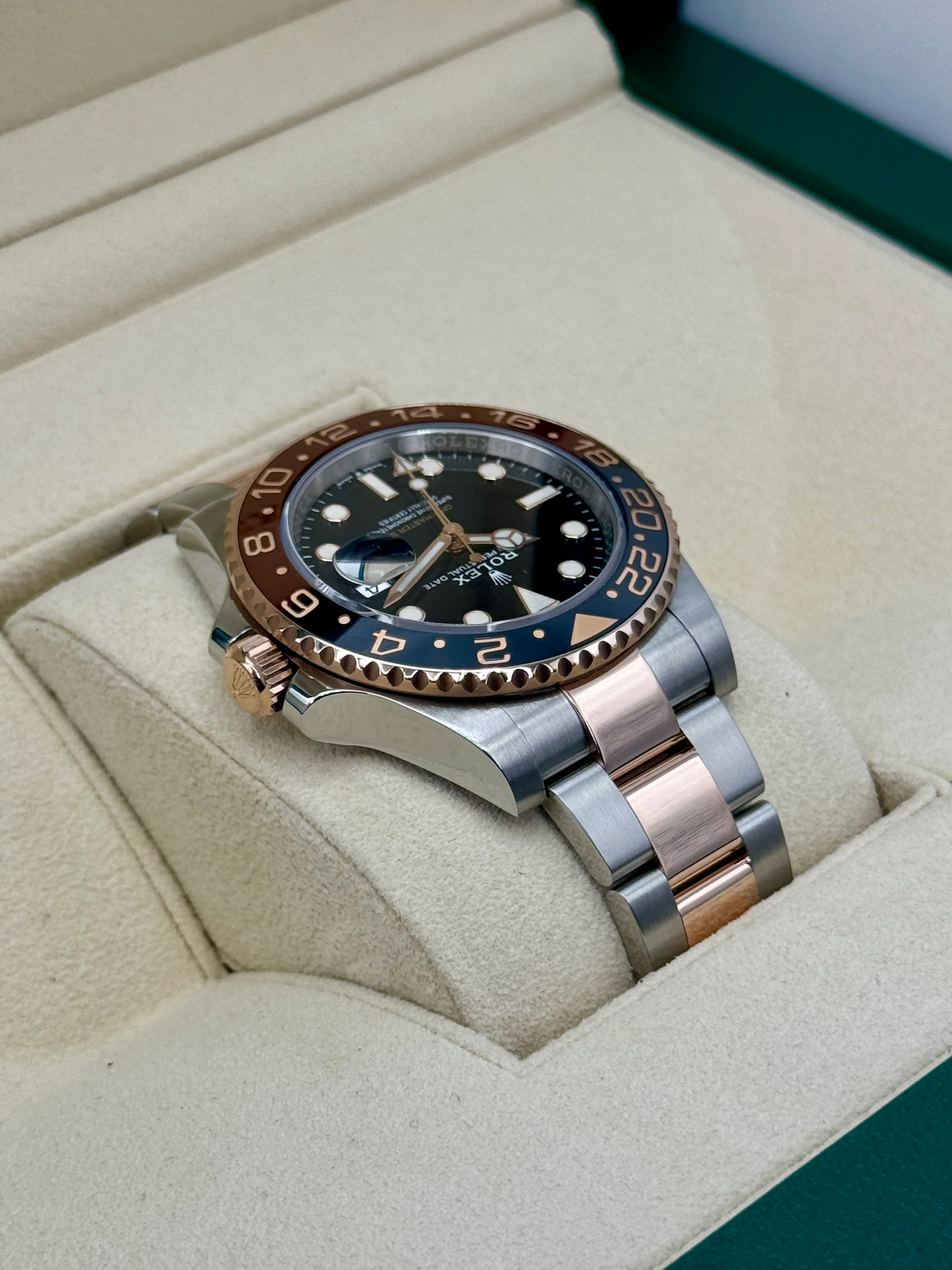 2021 Rolex GMT-Master II  "Rootbeer" 40mm 126711CHNR Two-Tone - Image 8