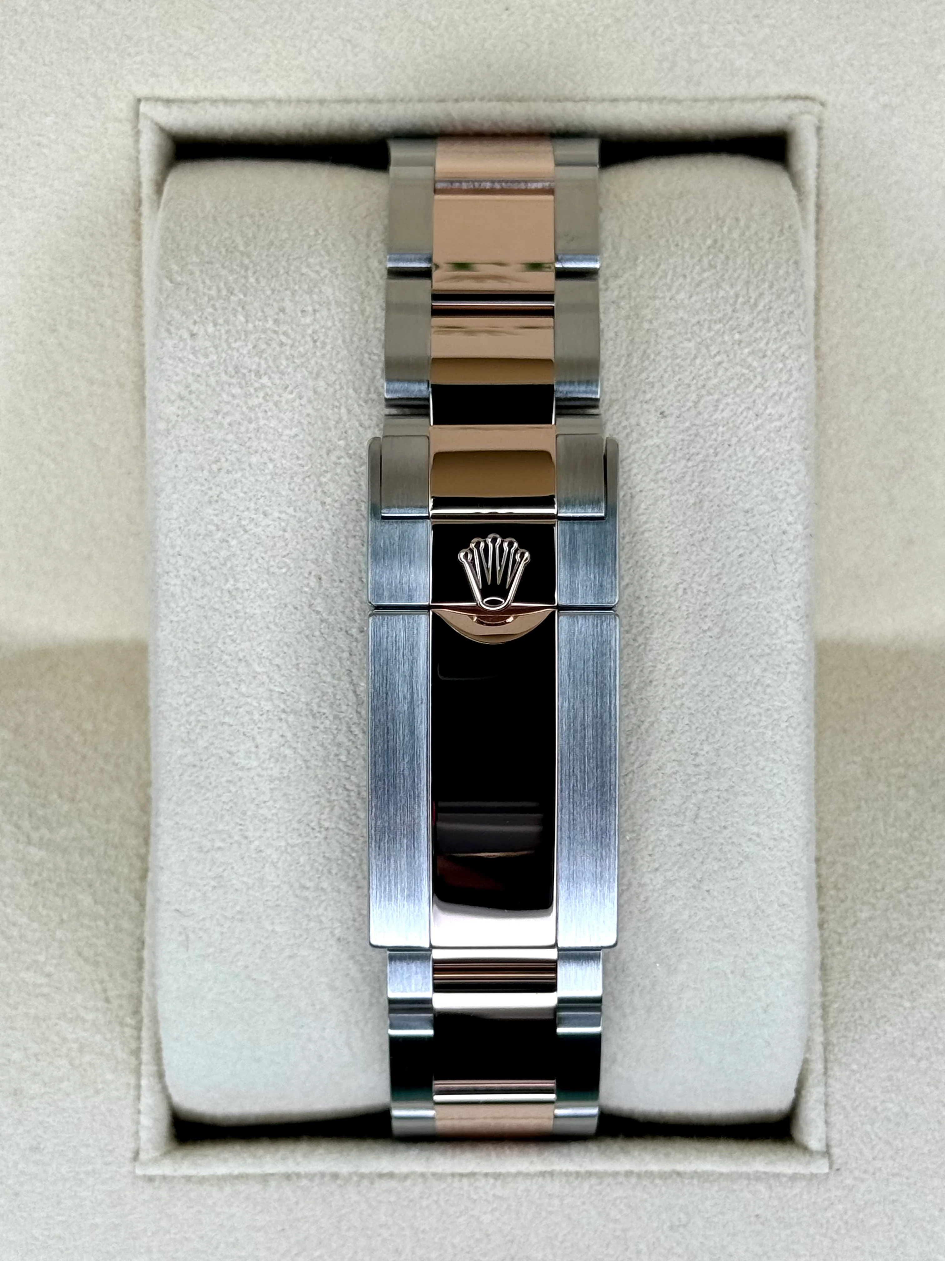 2021 Rolex GMT-Master II  "Rootbeer" 40mm 126711CHNR Two-Tone - Image 2