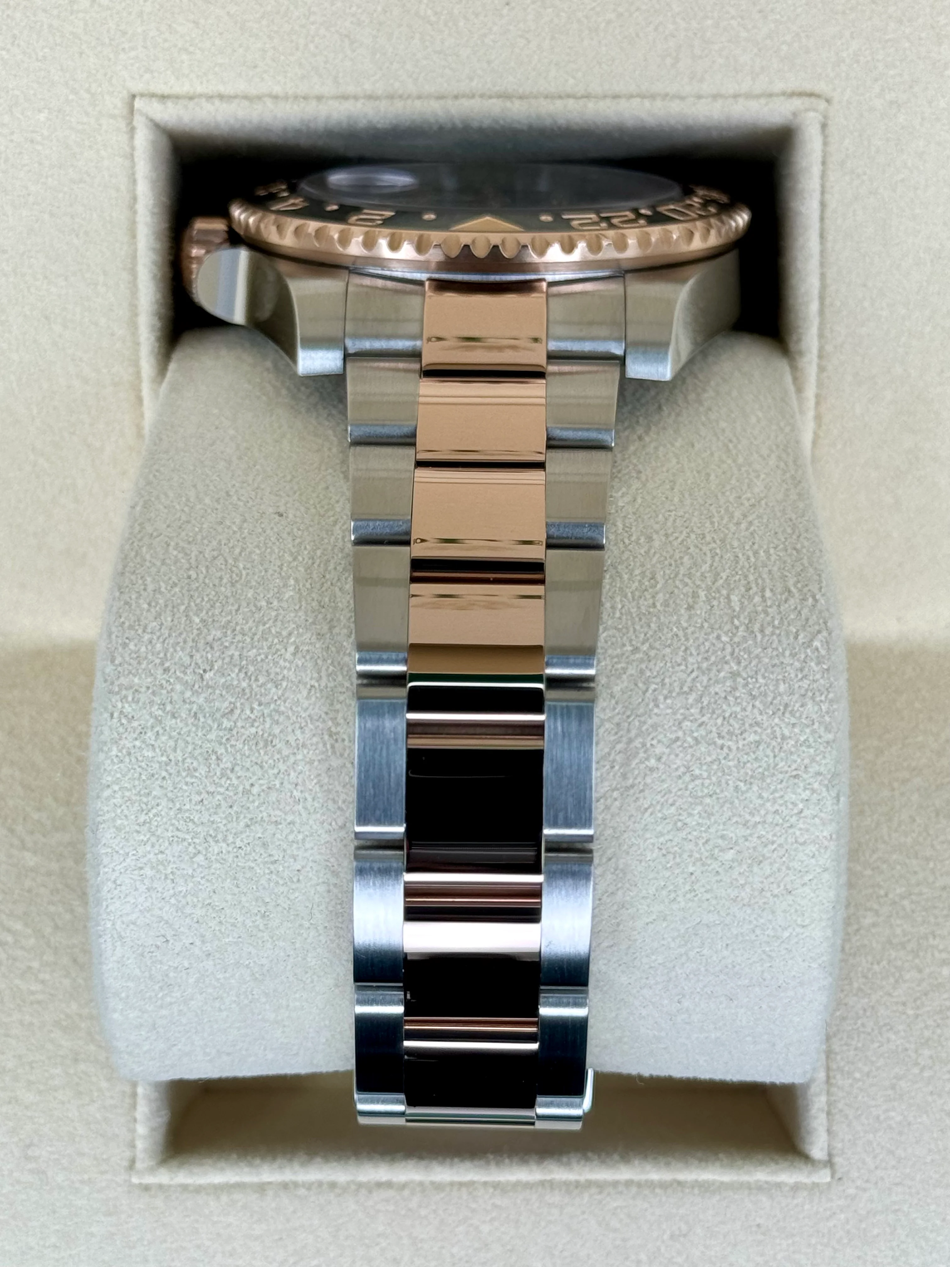 2021 Rolex GMT-Master II  "Rootbeer" 40mm 126711CHNR Two-Tone - Image 4