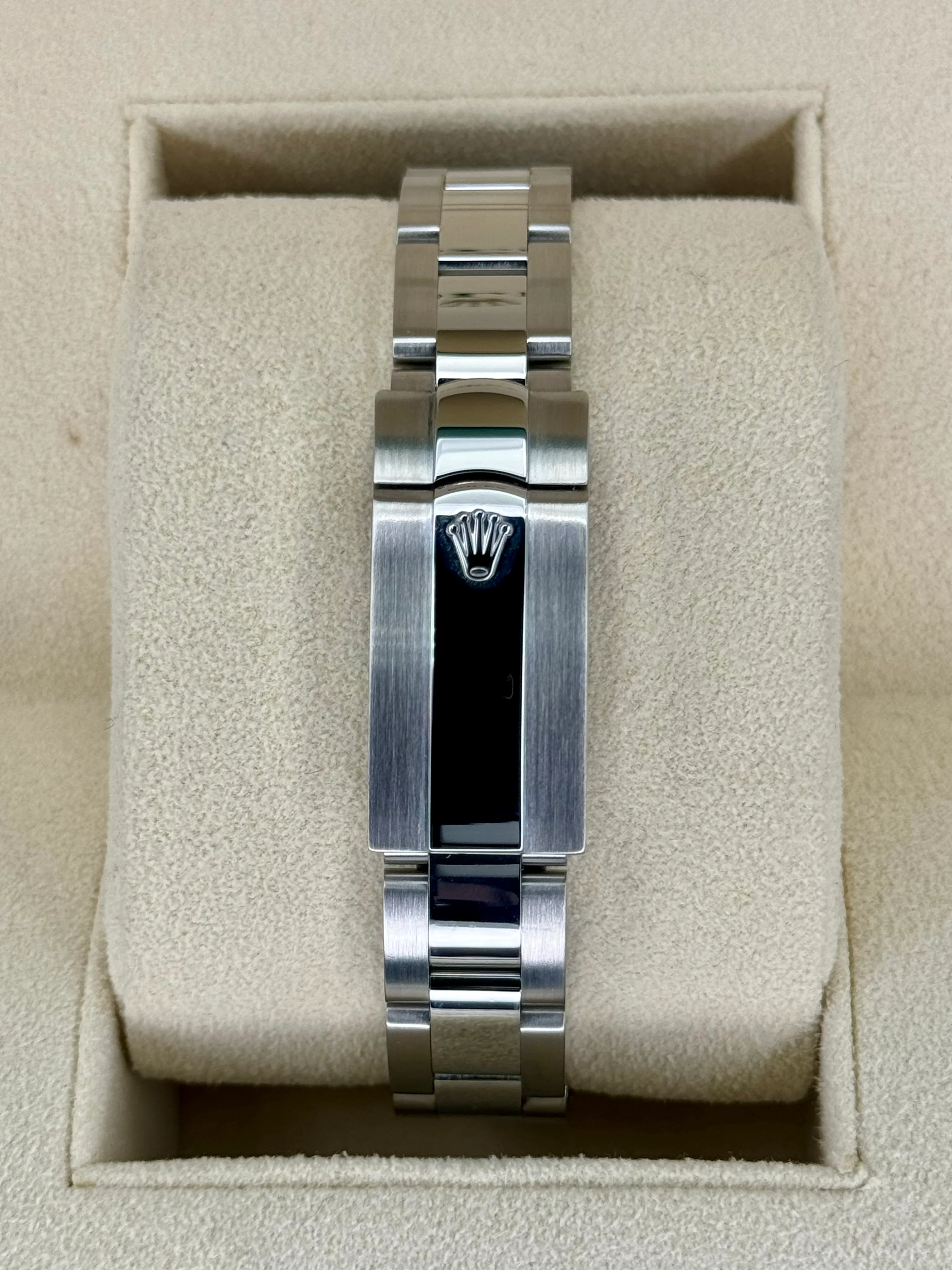 2021 Rolex Lady Datejust 28mm 279174 Stainless Steel Oyster White Dial - Image 2