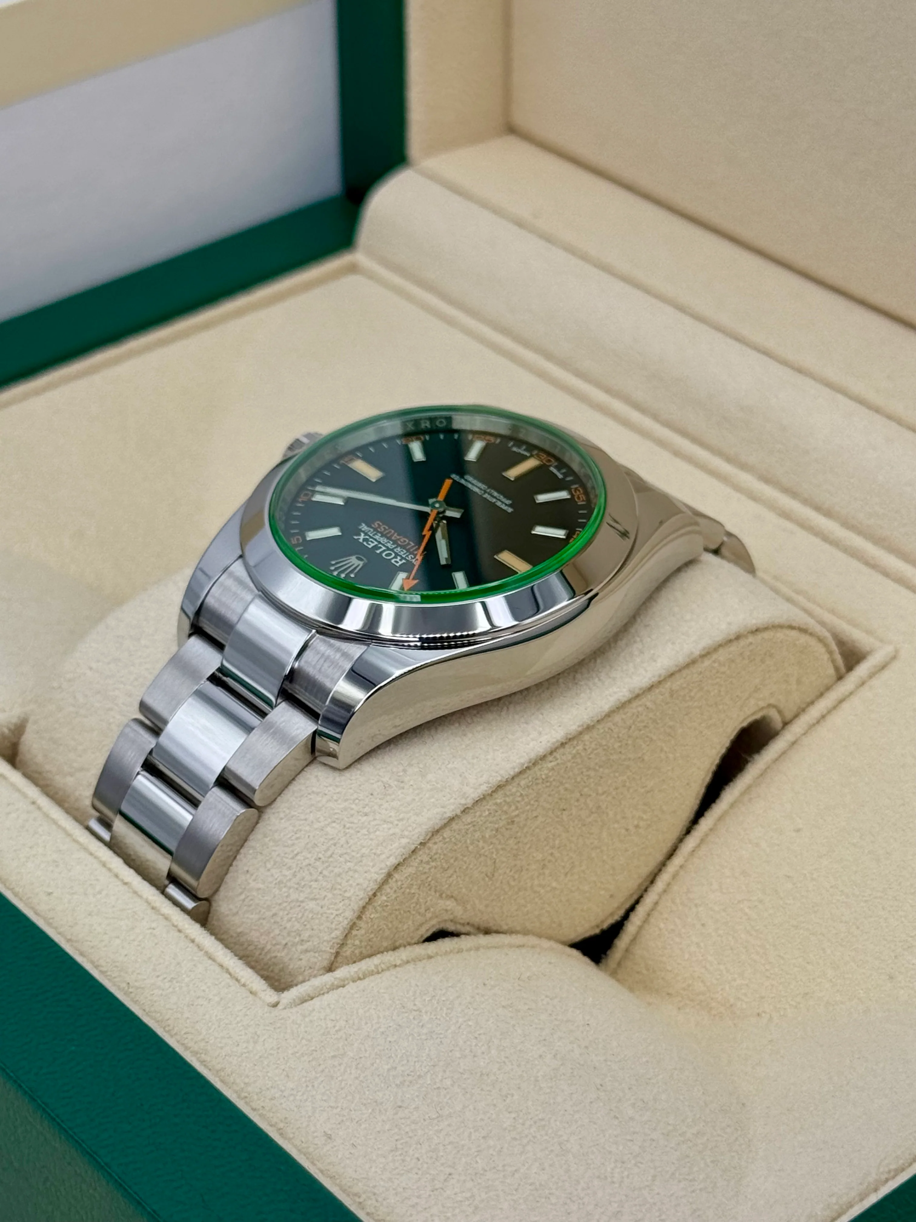 2021 Rolex Milgauss 40mm 116400GV Stainless Steel Black Dial - Image 7