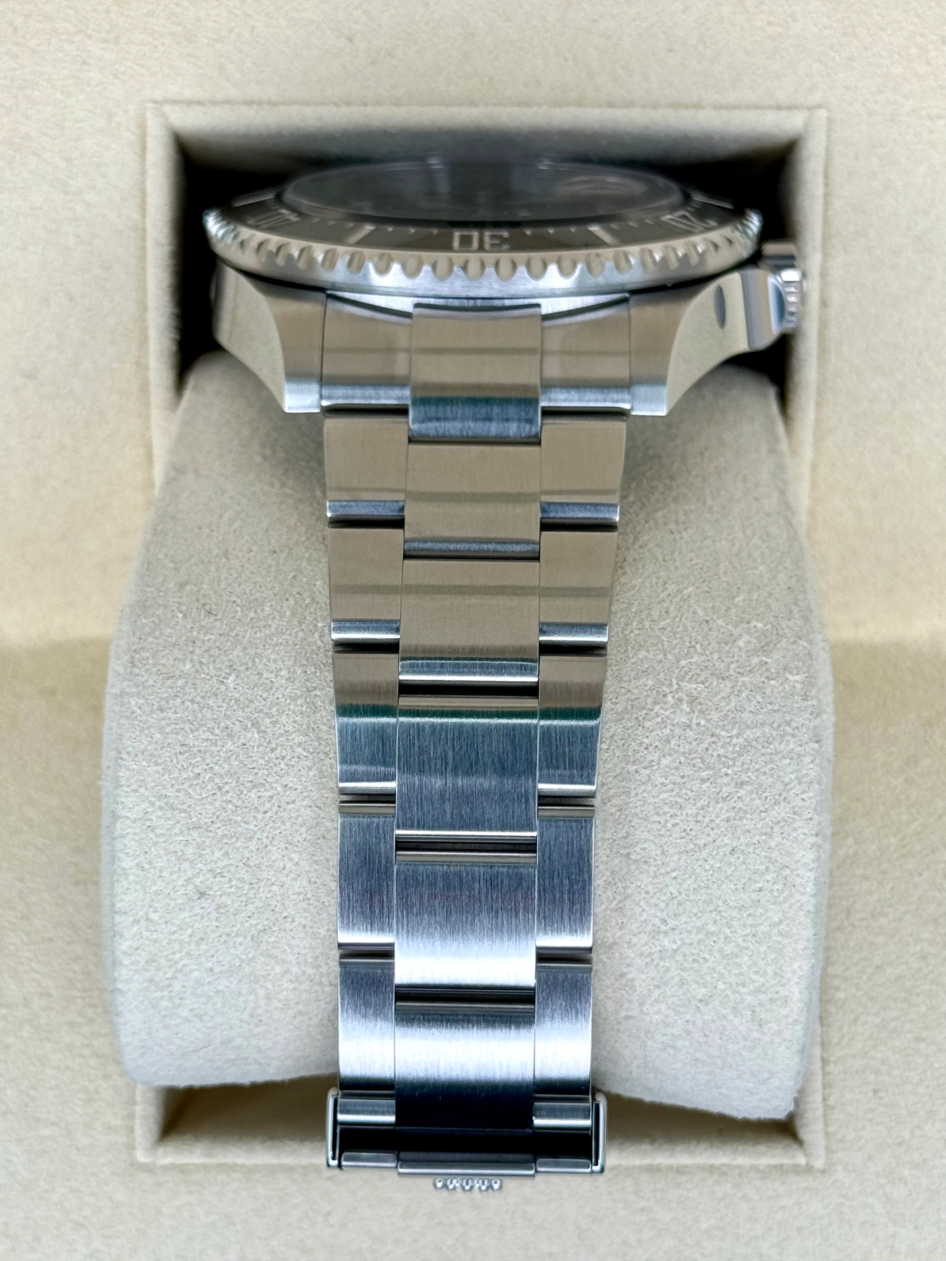 2021 Rolex Sea-Dweller 43mm 126600 Stainless Steel Black Dial - Image 3