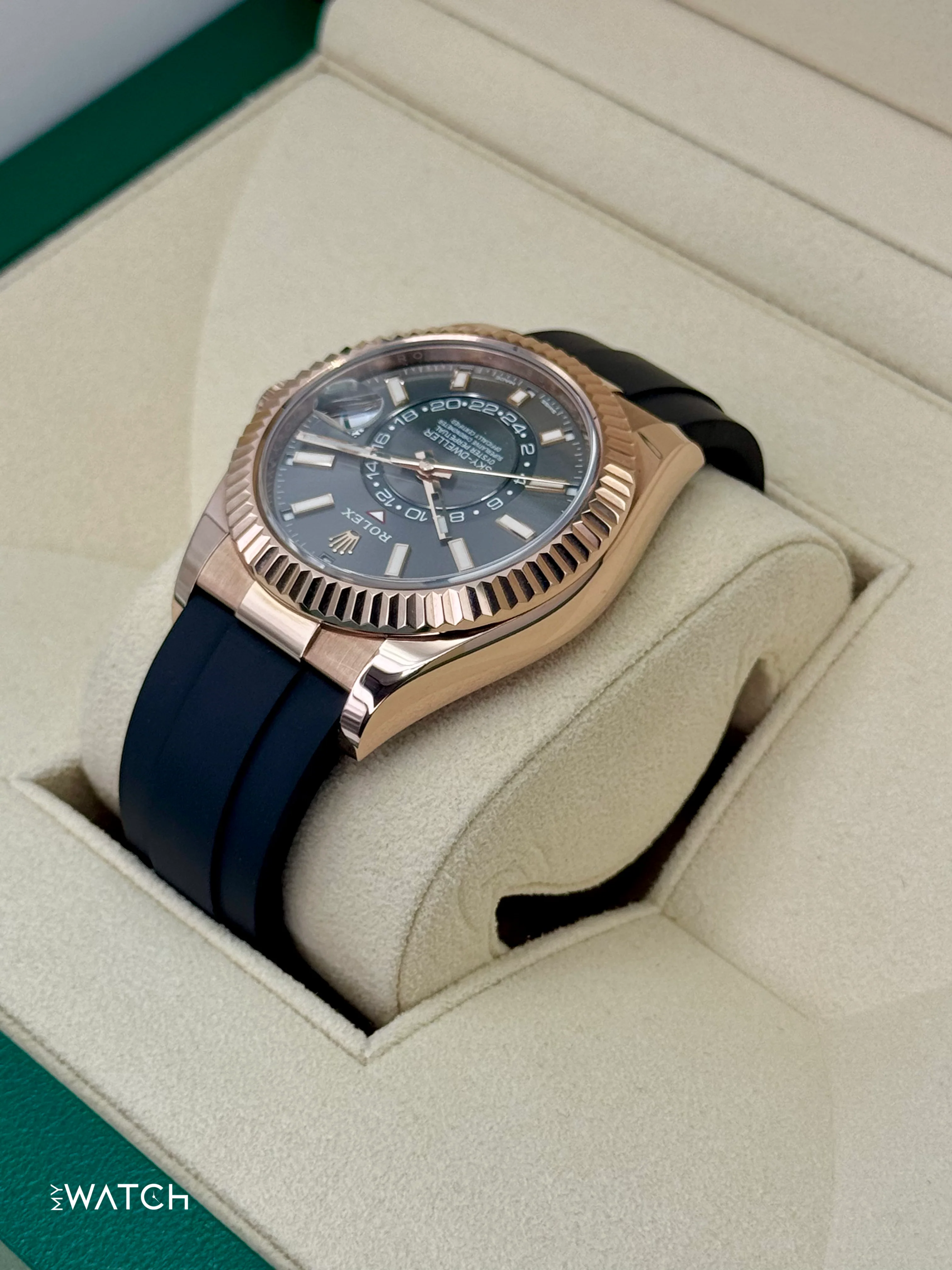 2021 Rolex Sky-Dweller 42mm 326235 Rose Gold Oysterflex Rhodium Dial - Image 7