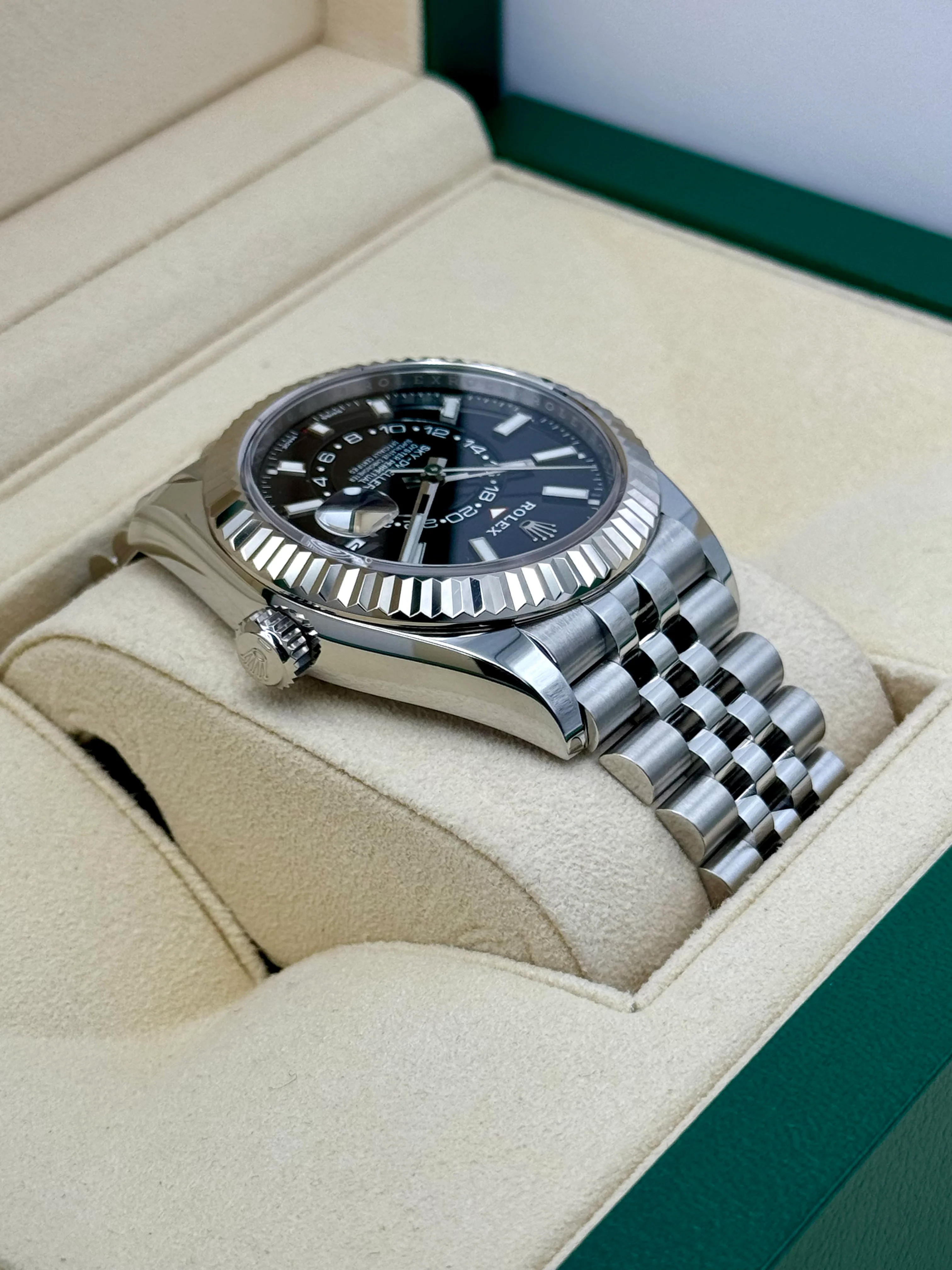 2021 Rolex Sky-Dweller 42mm 326934 Jubilee Black Dial - Image 8
